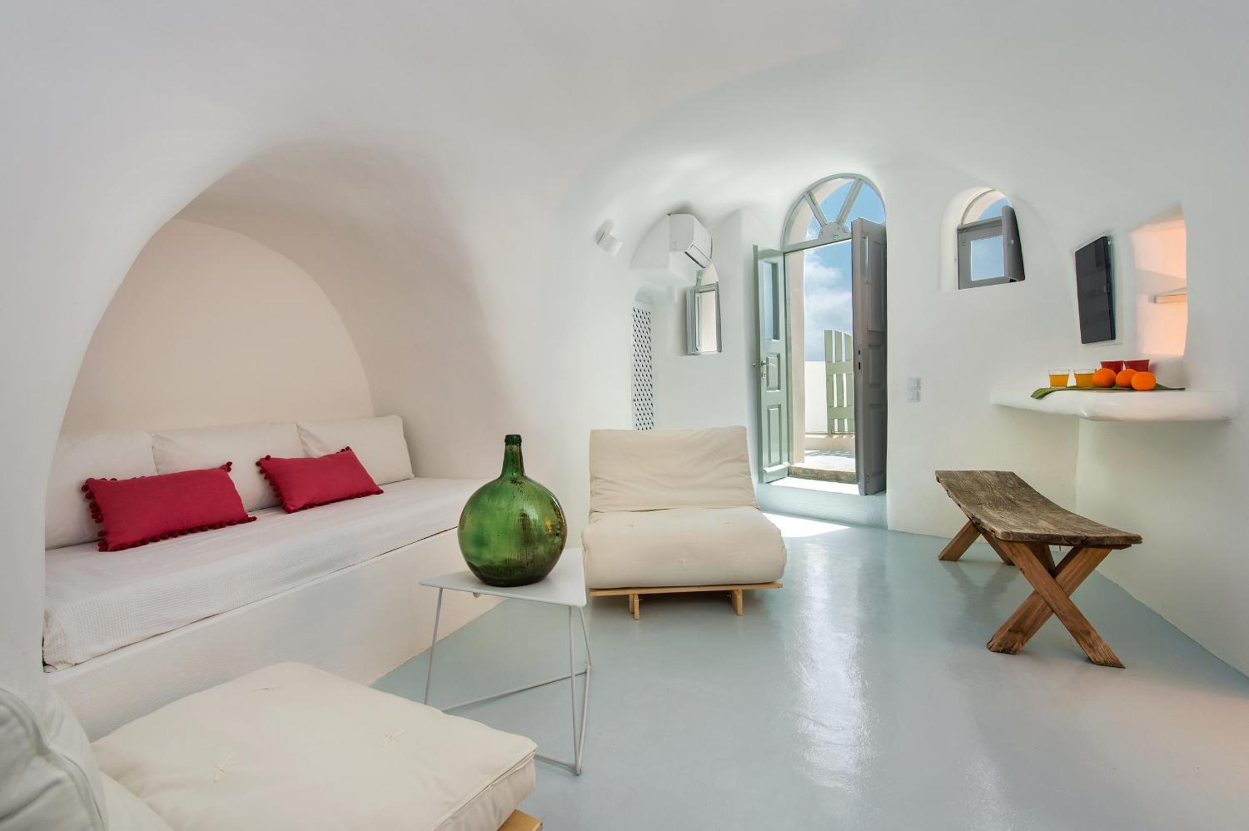 Two-Bedroom Villa with Caldera View photo 2
