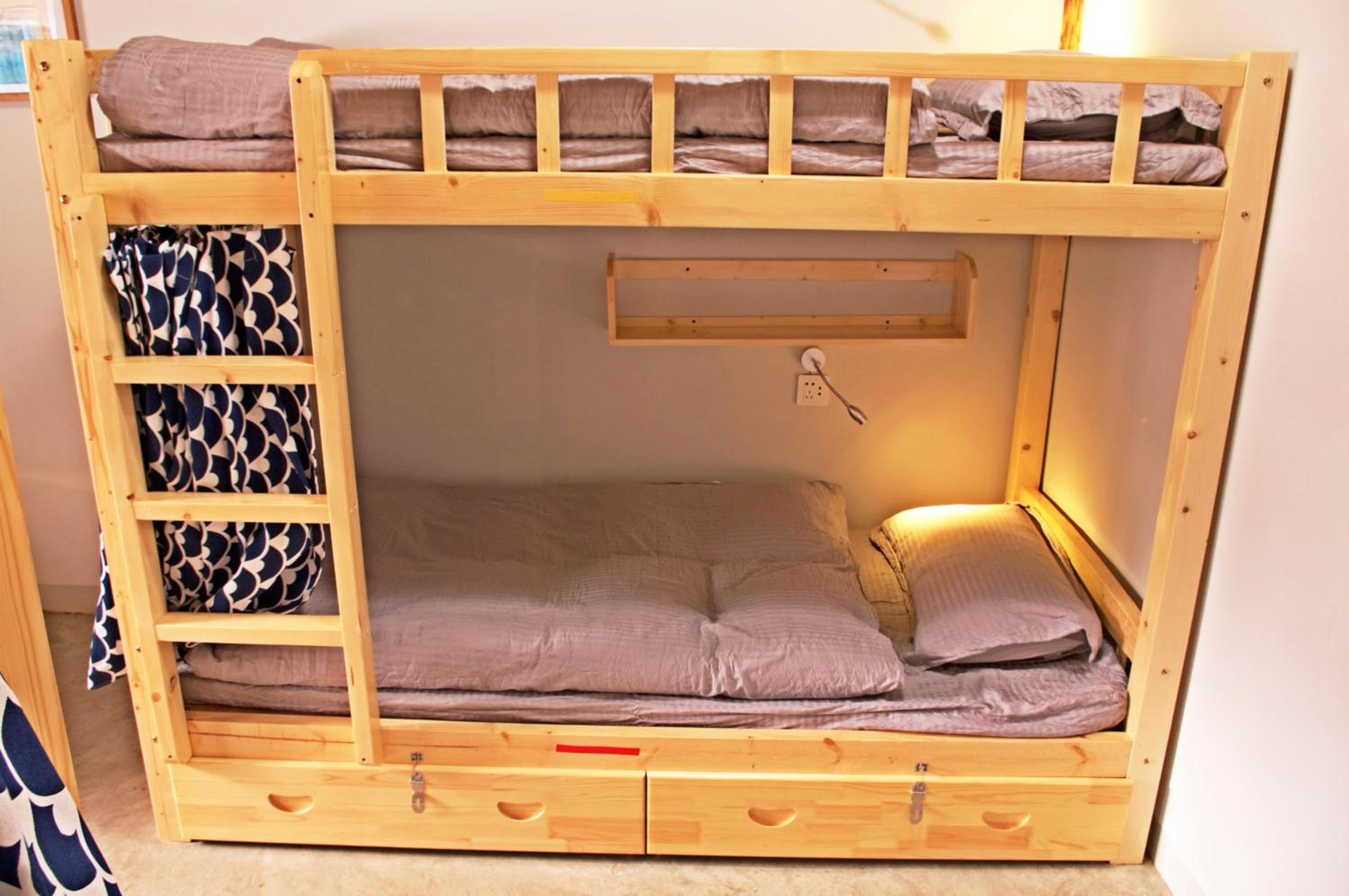 Bed in 4-Bed Dormitory Room photo 2