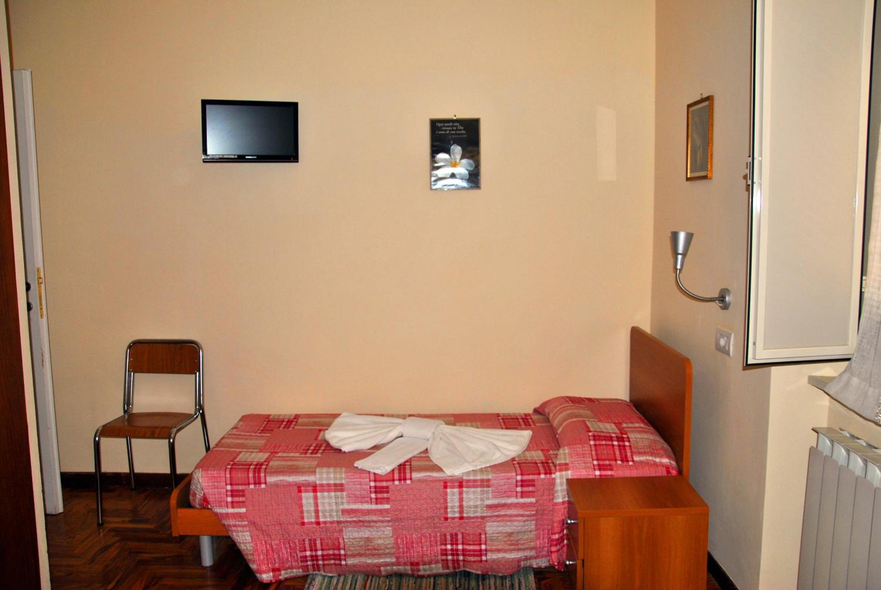 Single Room photo 2