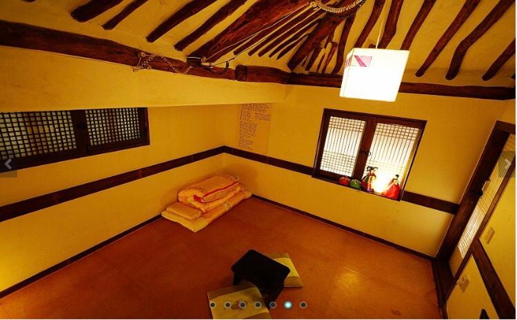 Deluxe Family Suite - Photo 4