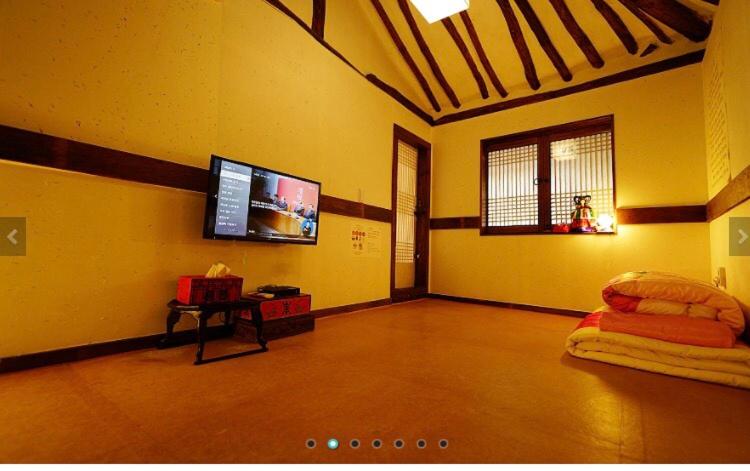 Family Room photo 1