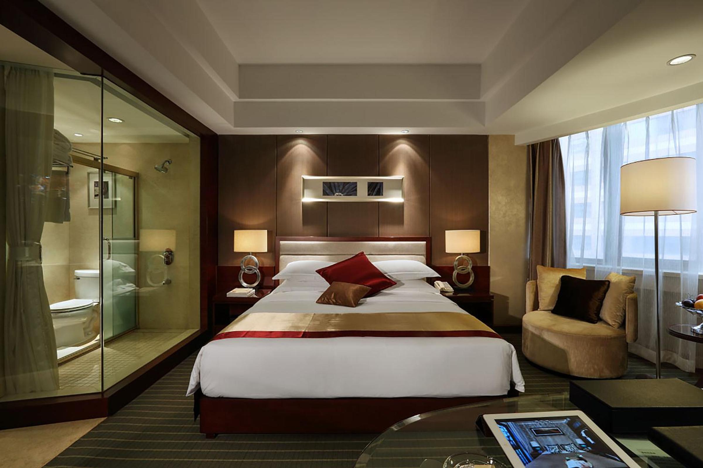 Executive Deluxe Queen Room photo 3