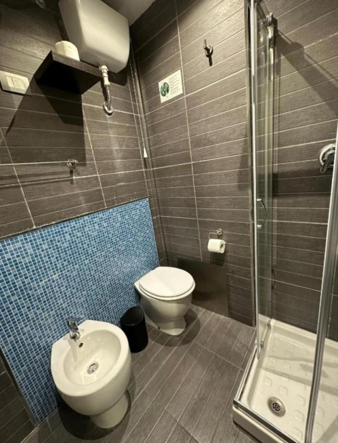 Camera Tripla con bagno privato