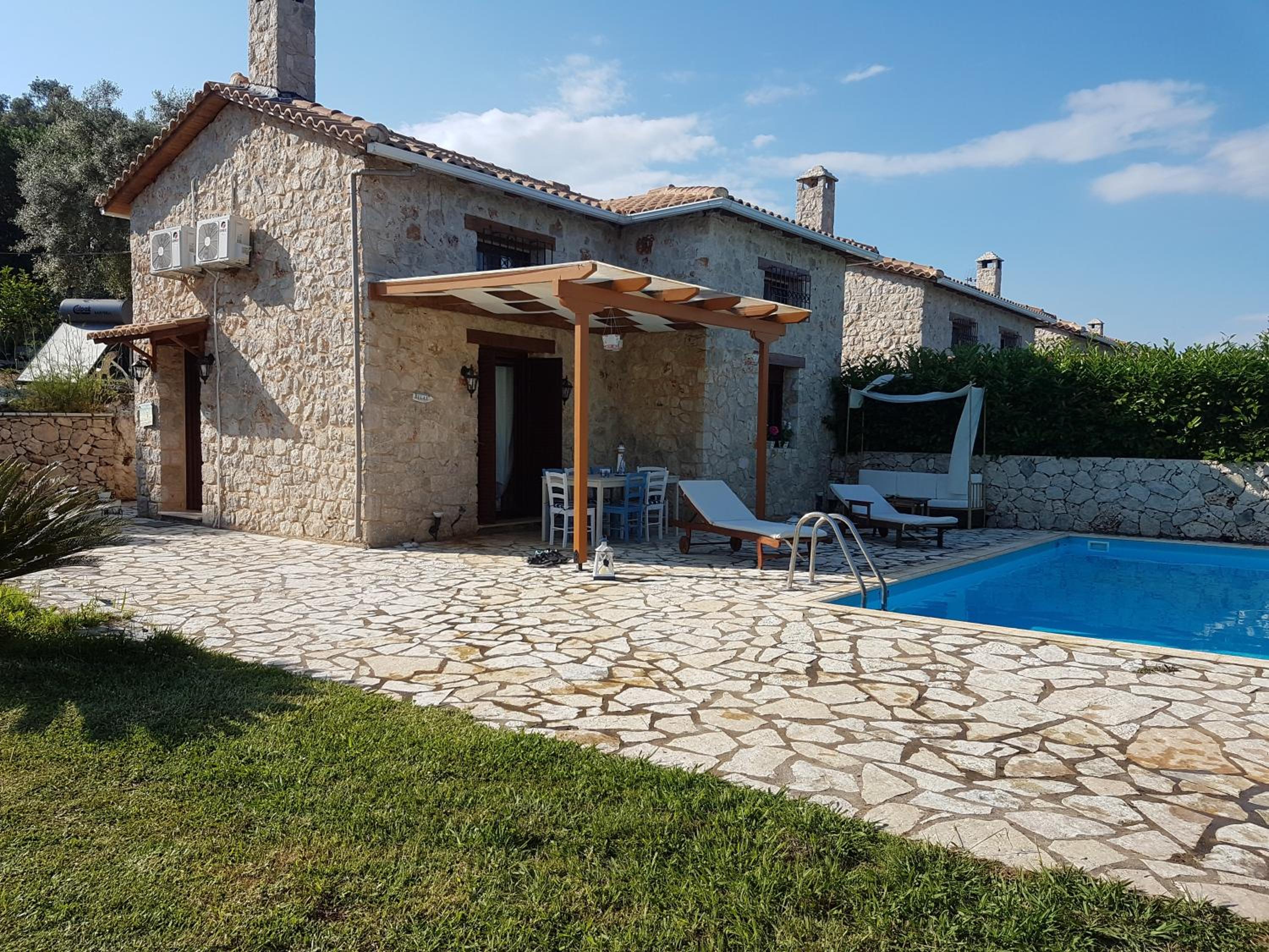 Three-Bedroom House - Photo 45