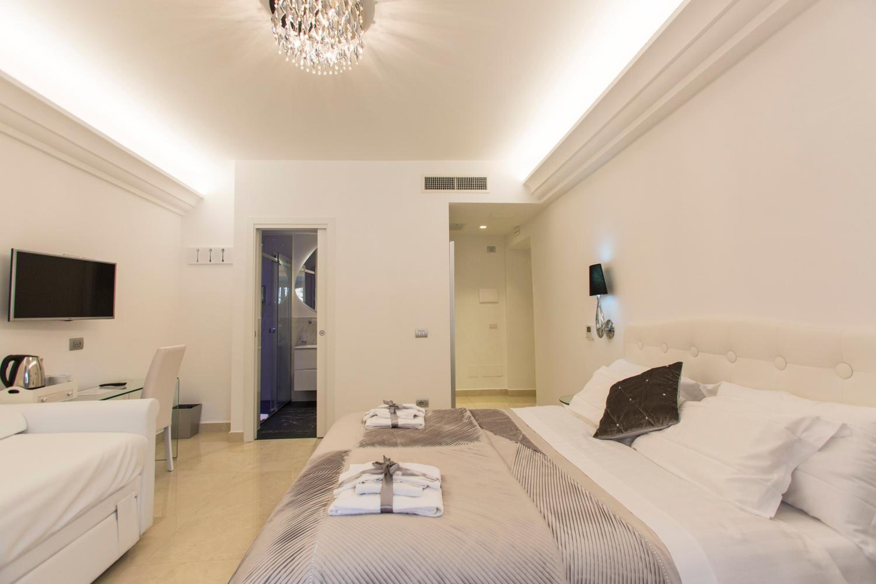 Triple Room with City View photo 2