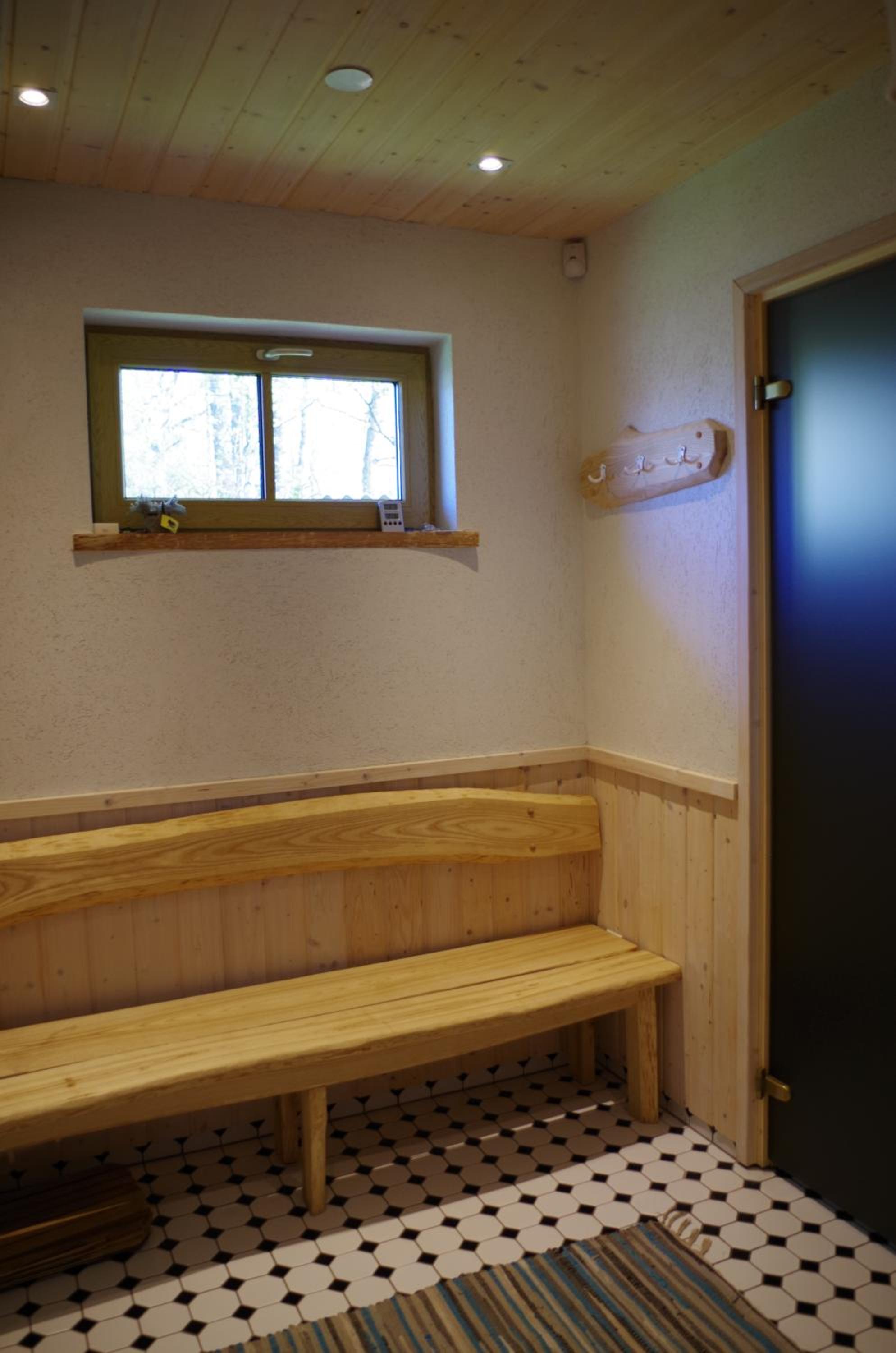 Two-Bedroom House - Photo 12