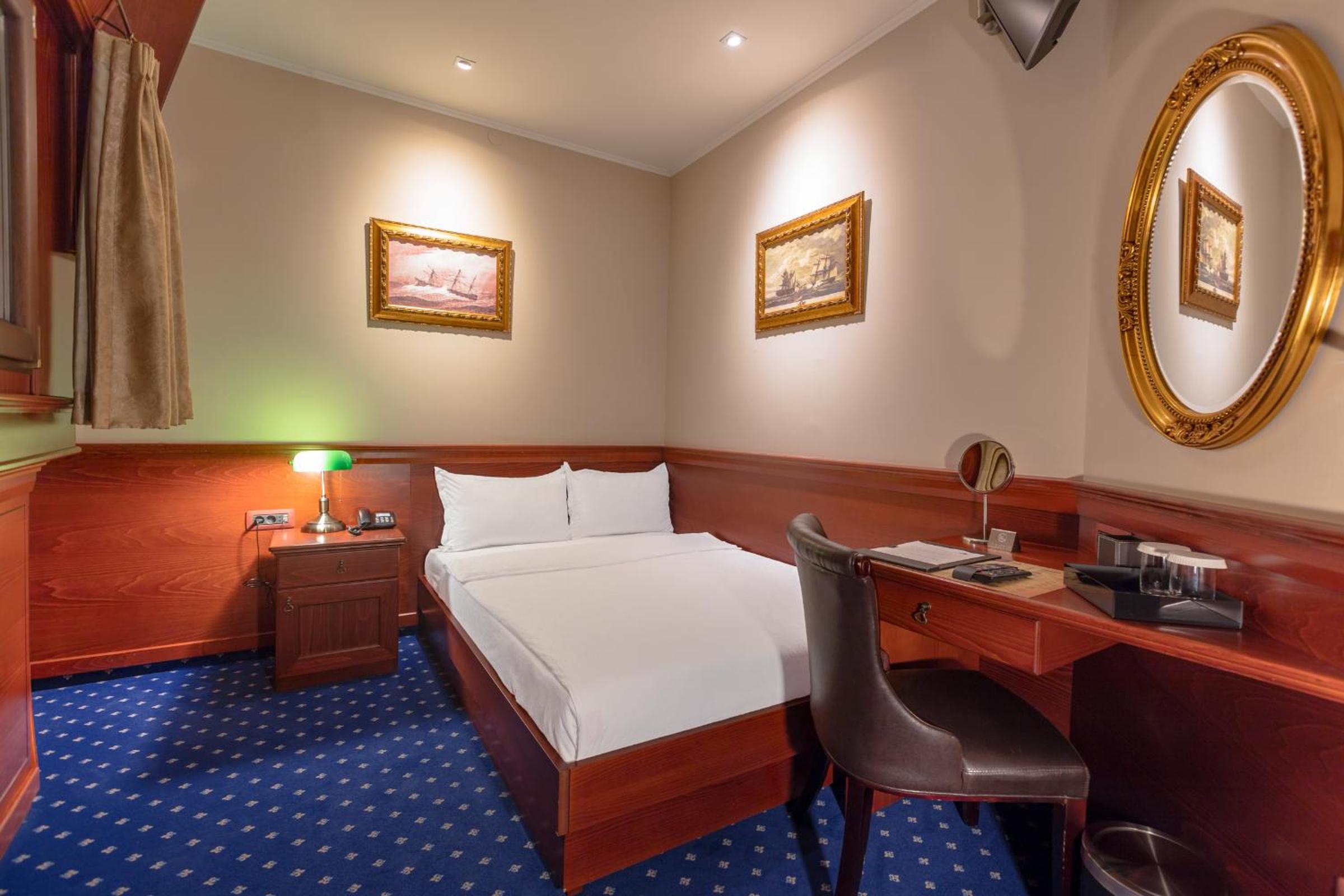 Single Room photo 2