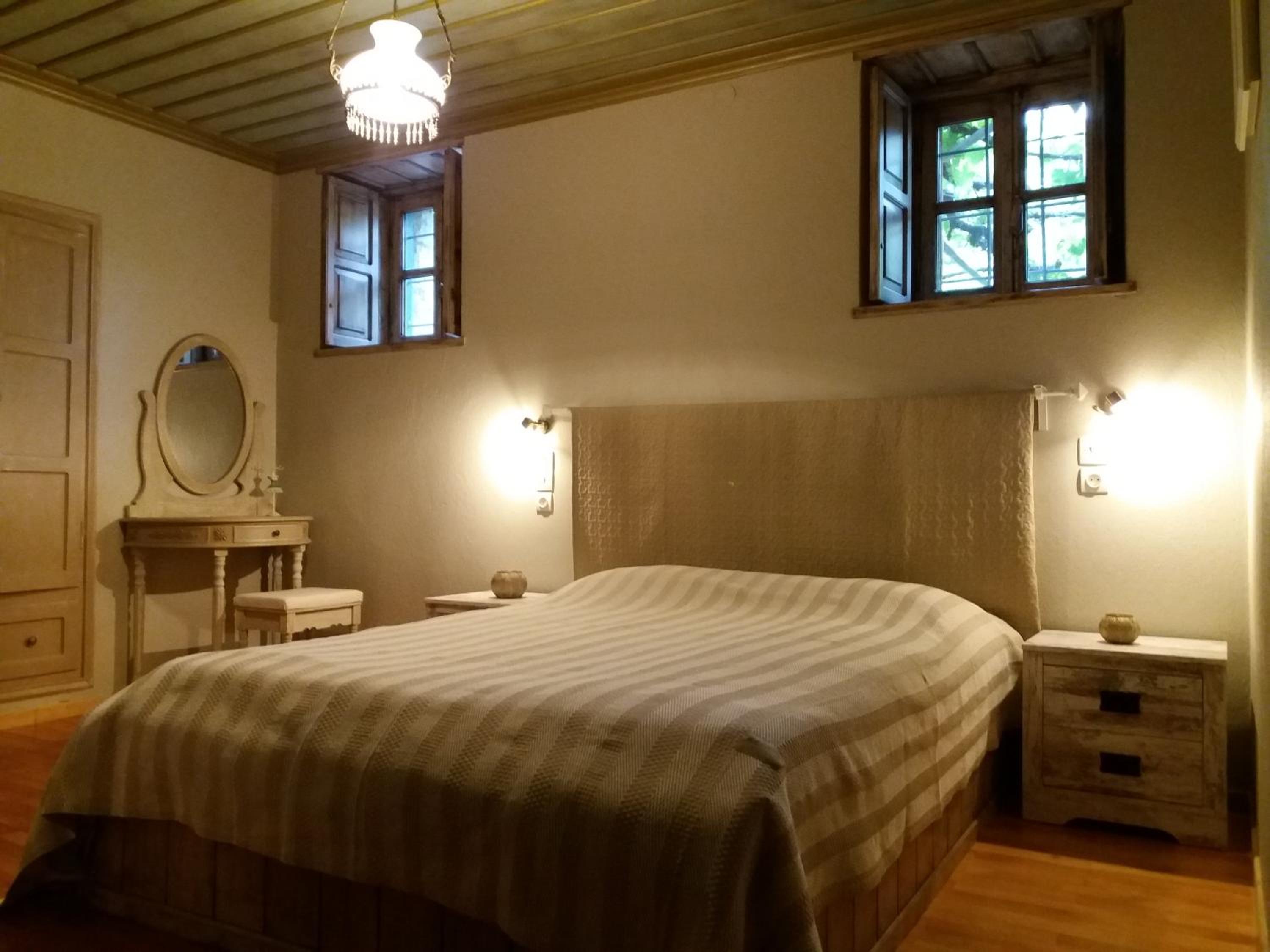 Double or Twin Room - Photo 4