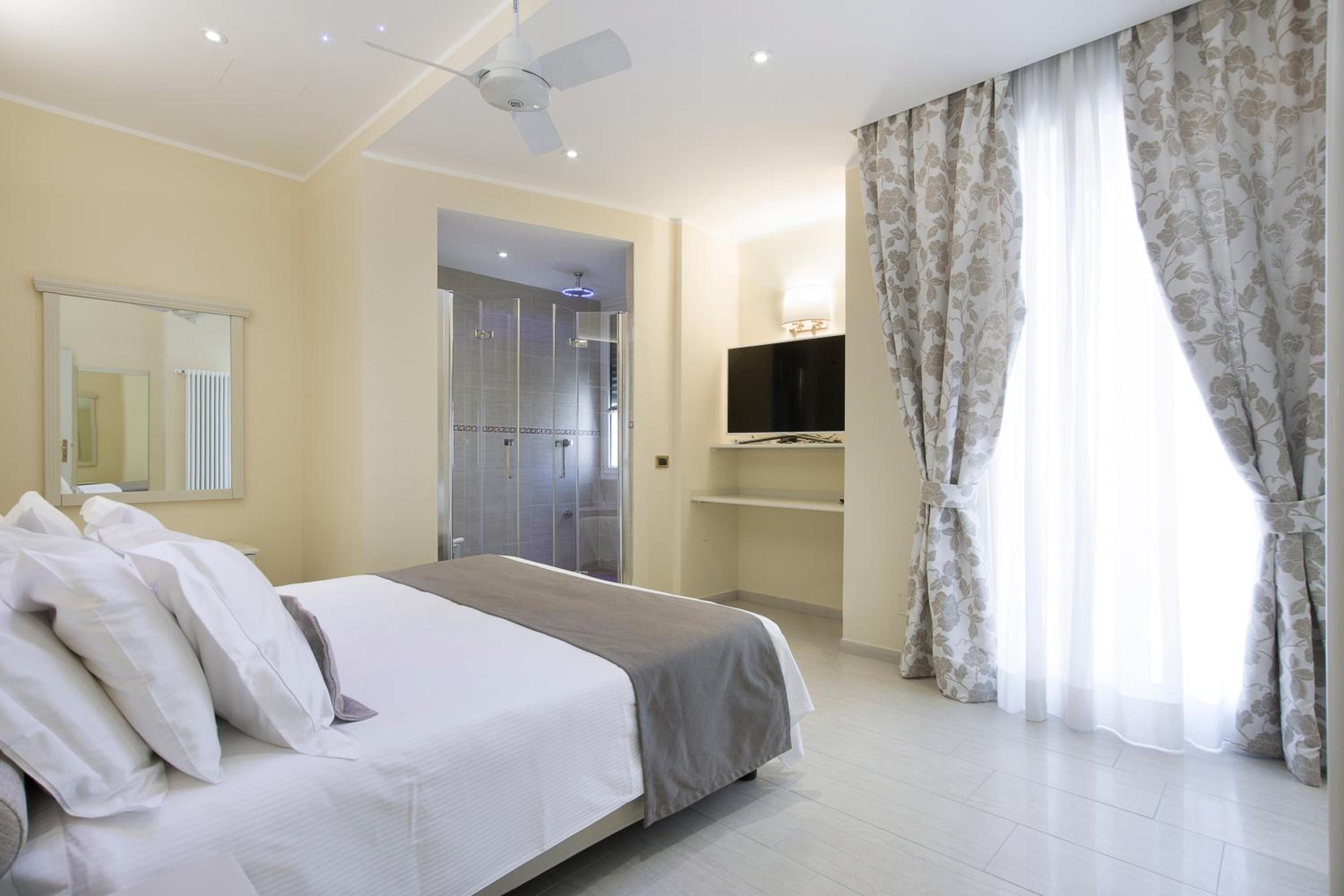 Suite photo 3