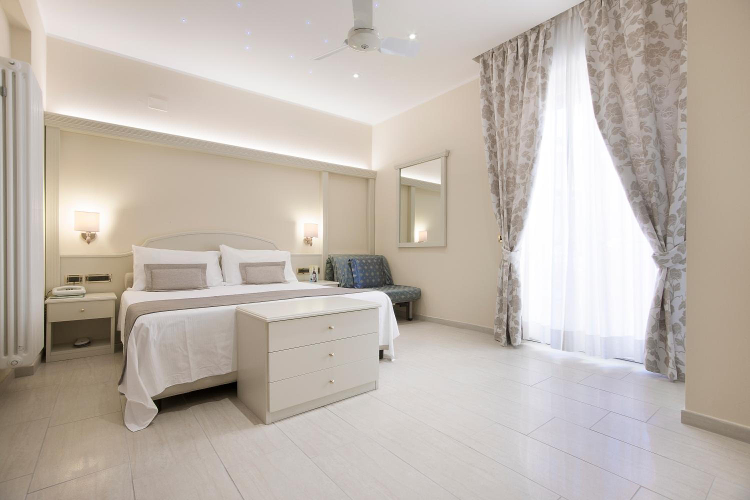 Superior Double Room photo 3