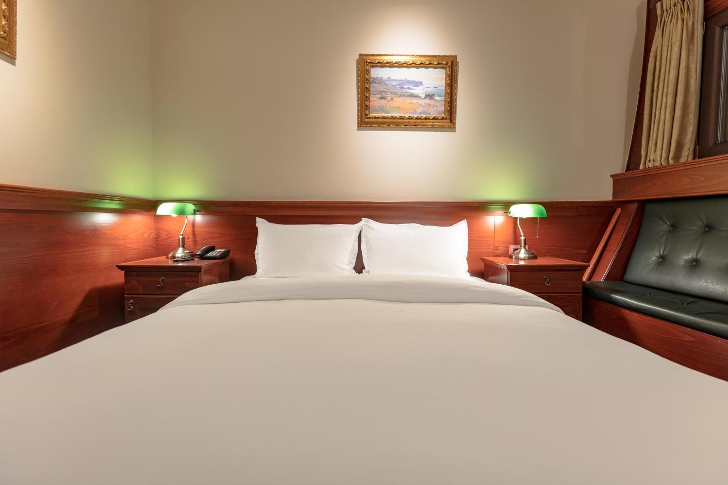 Comfort Double or Twin Room photo 3