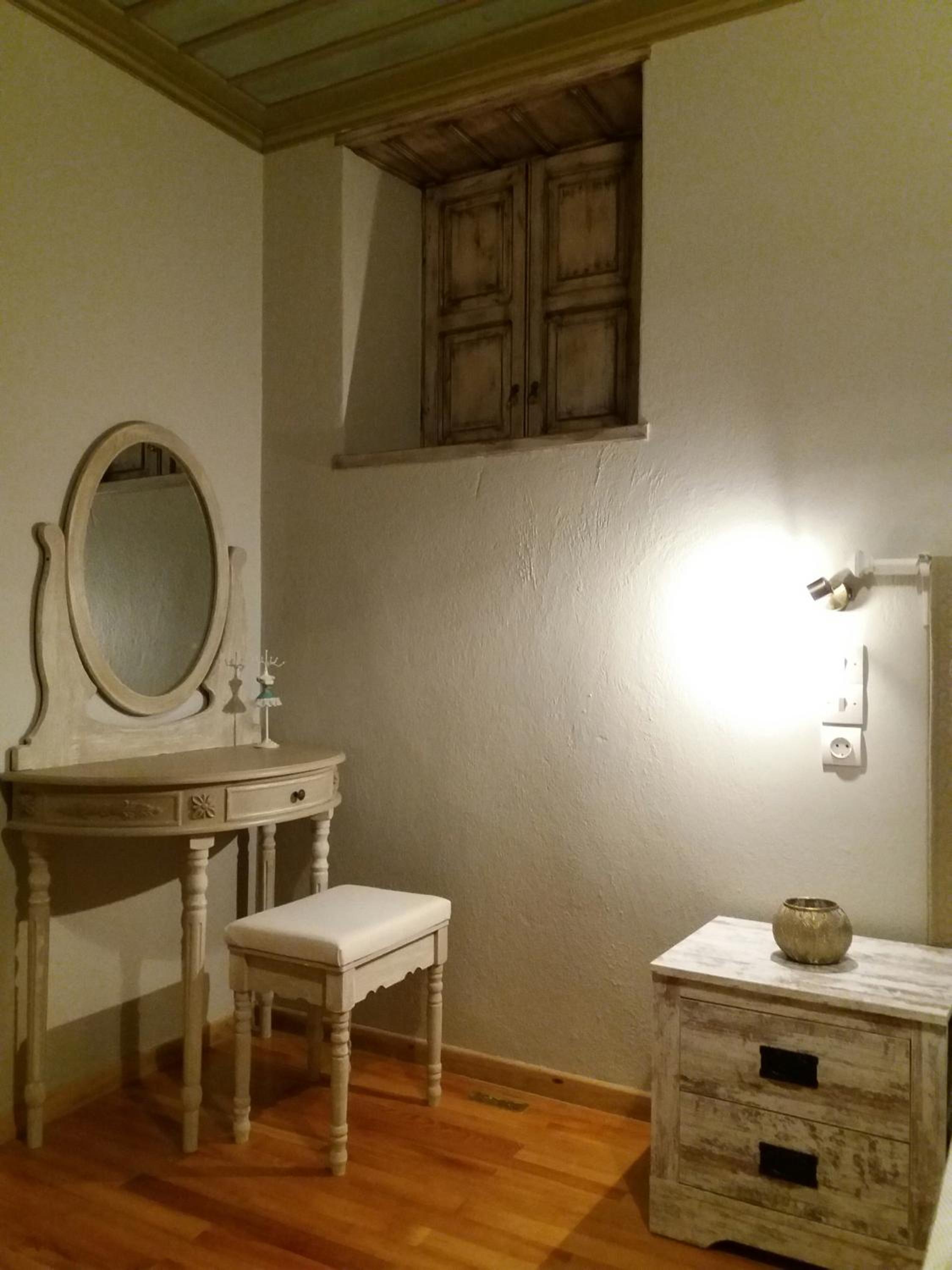 Double or Twin Room - Photo 7