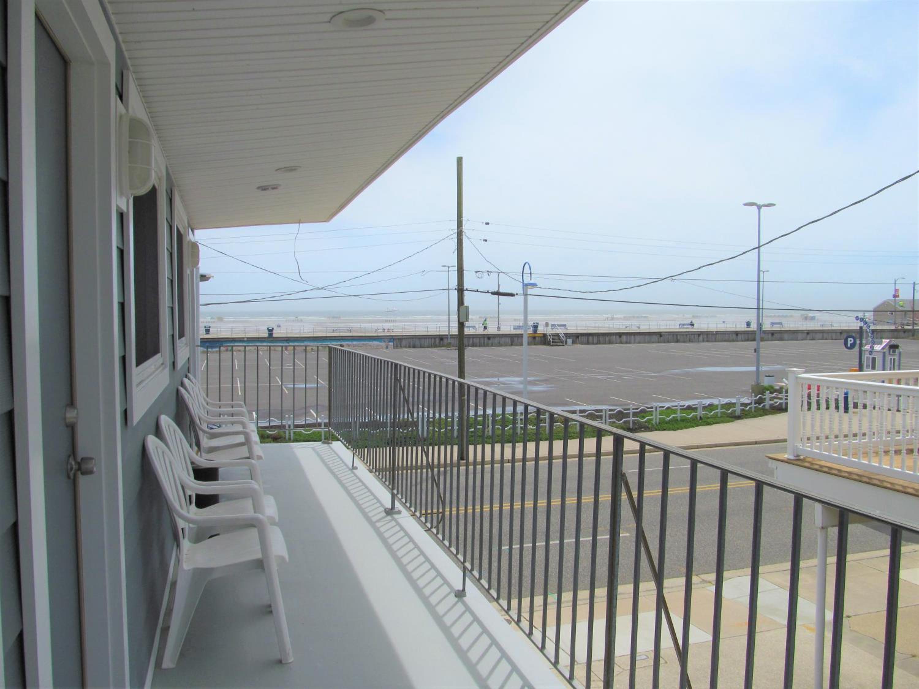 Double Room with Kitchenette - Photo 9