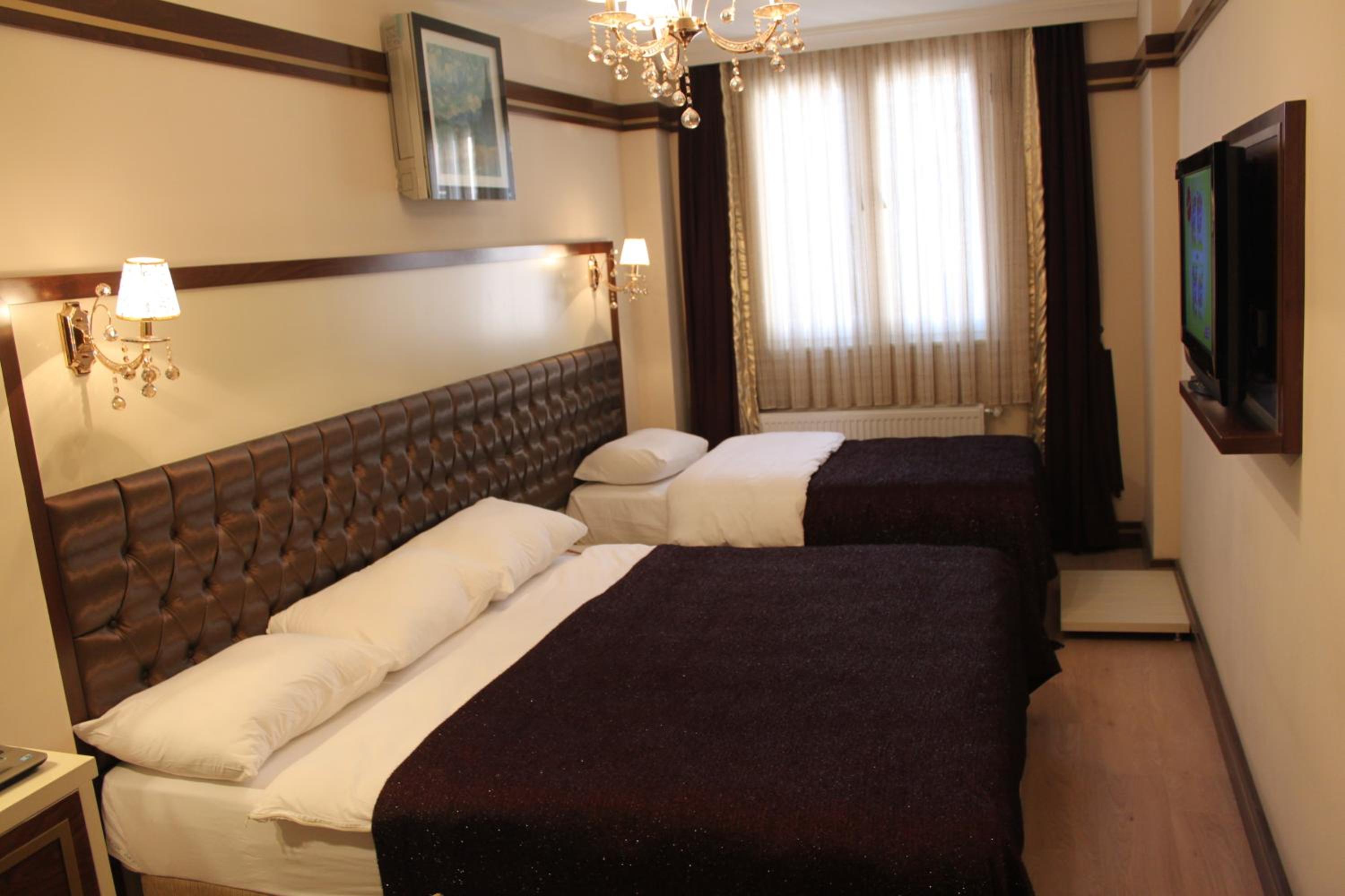 Deluxe Single Room