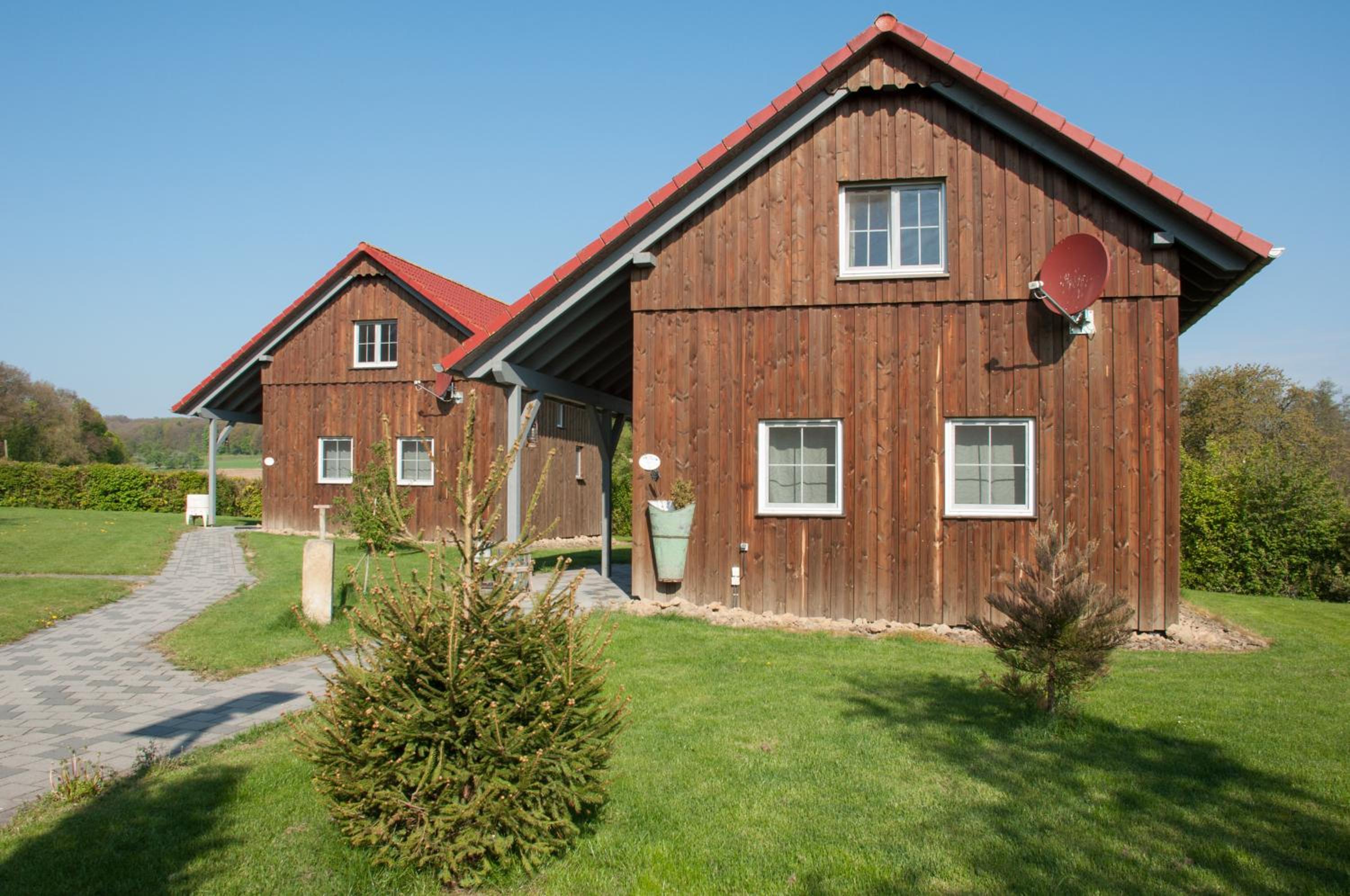 Two-Bedroom House photo 3