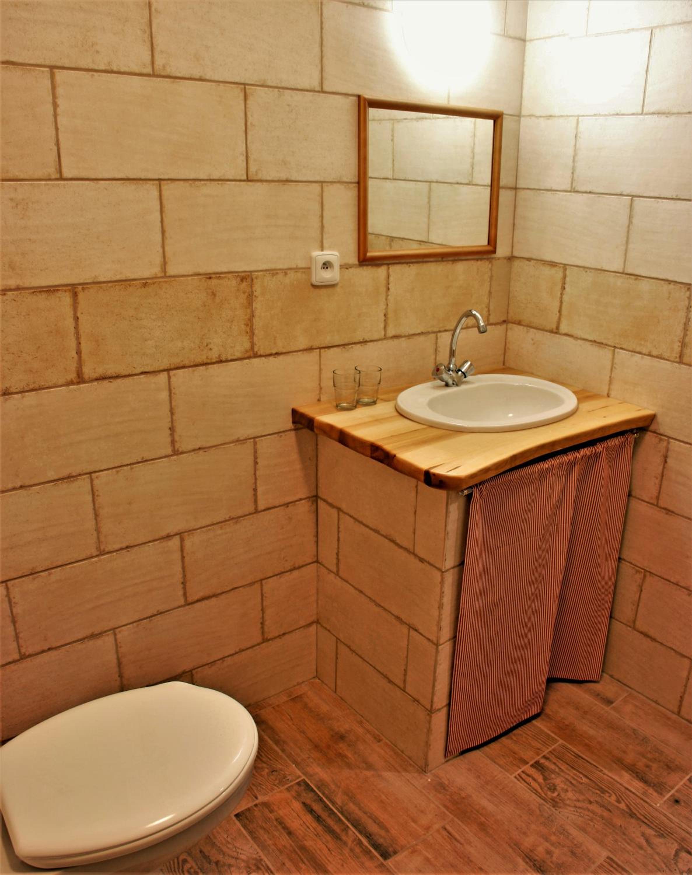 Deluxe Twin Room photo 3