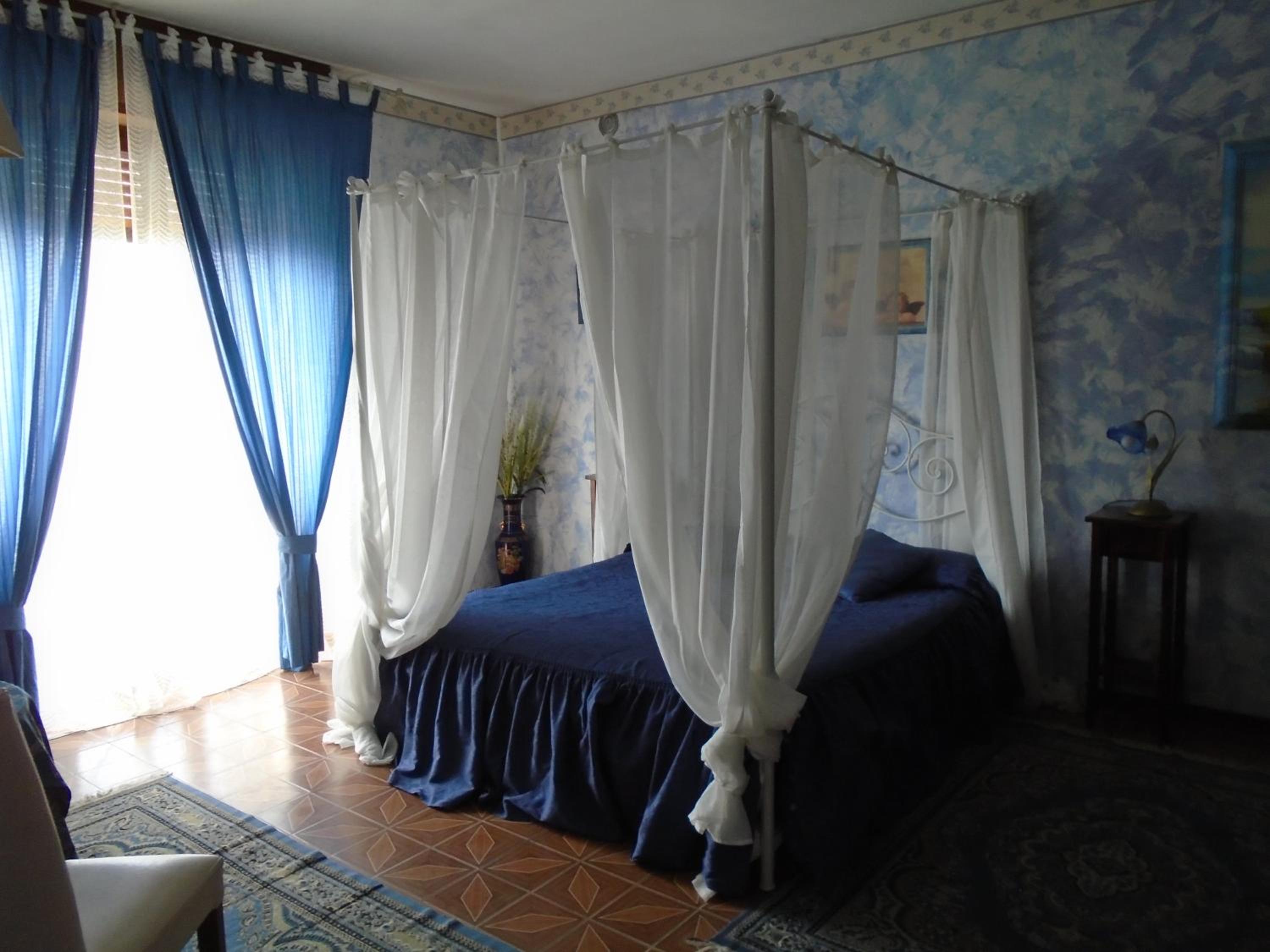 Superior King Room photo 3