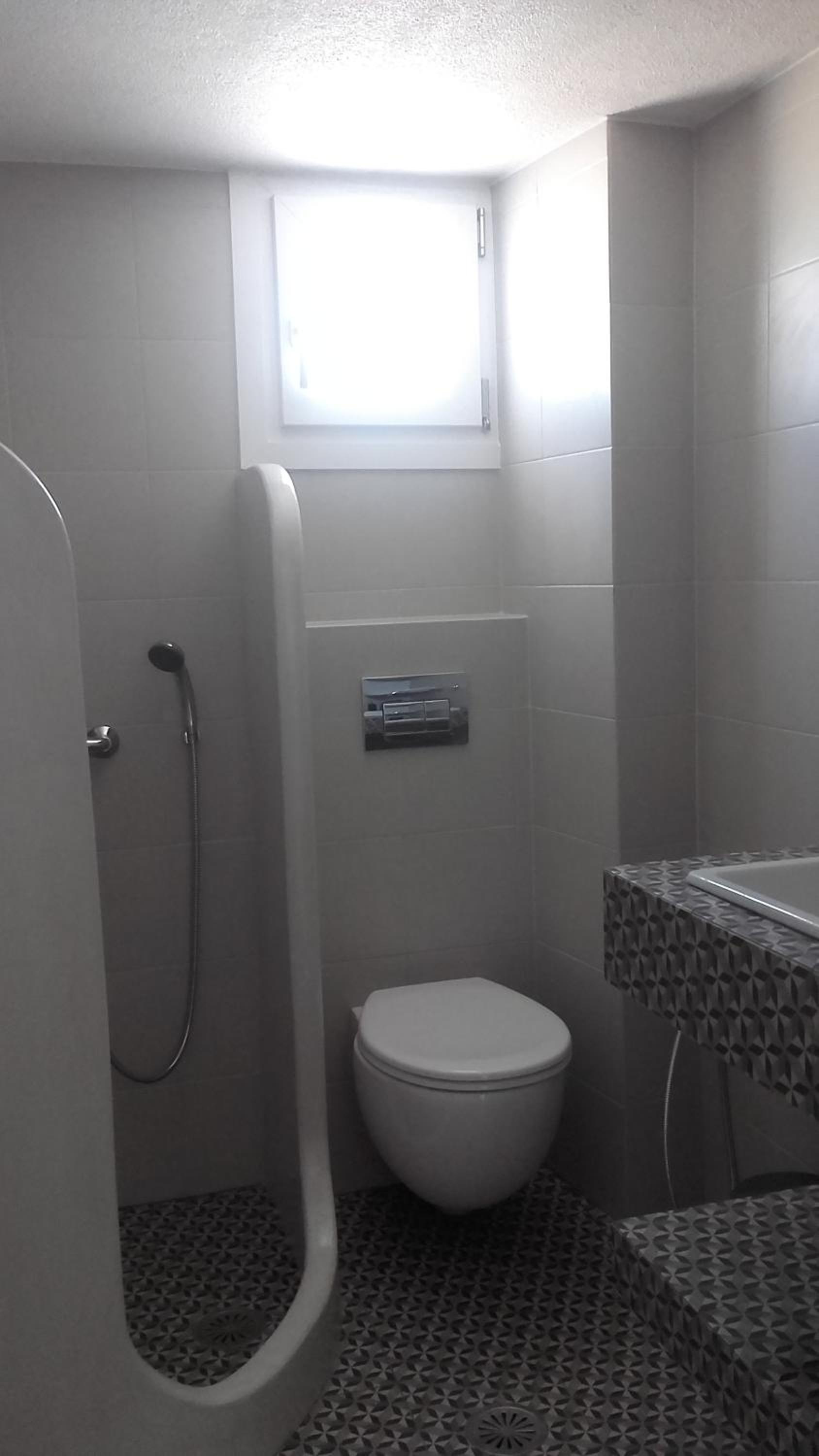Two-Bedroom Apartment with Balcony photo 3