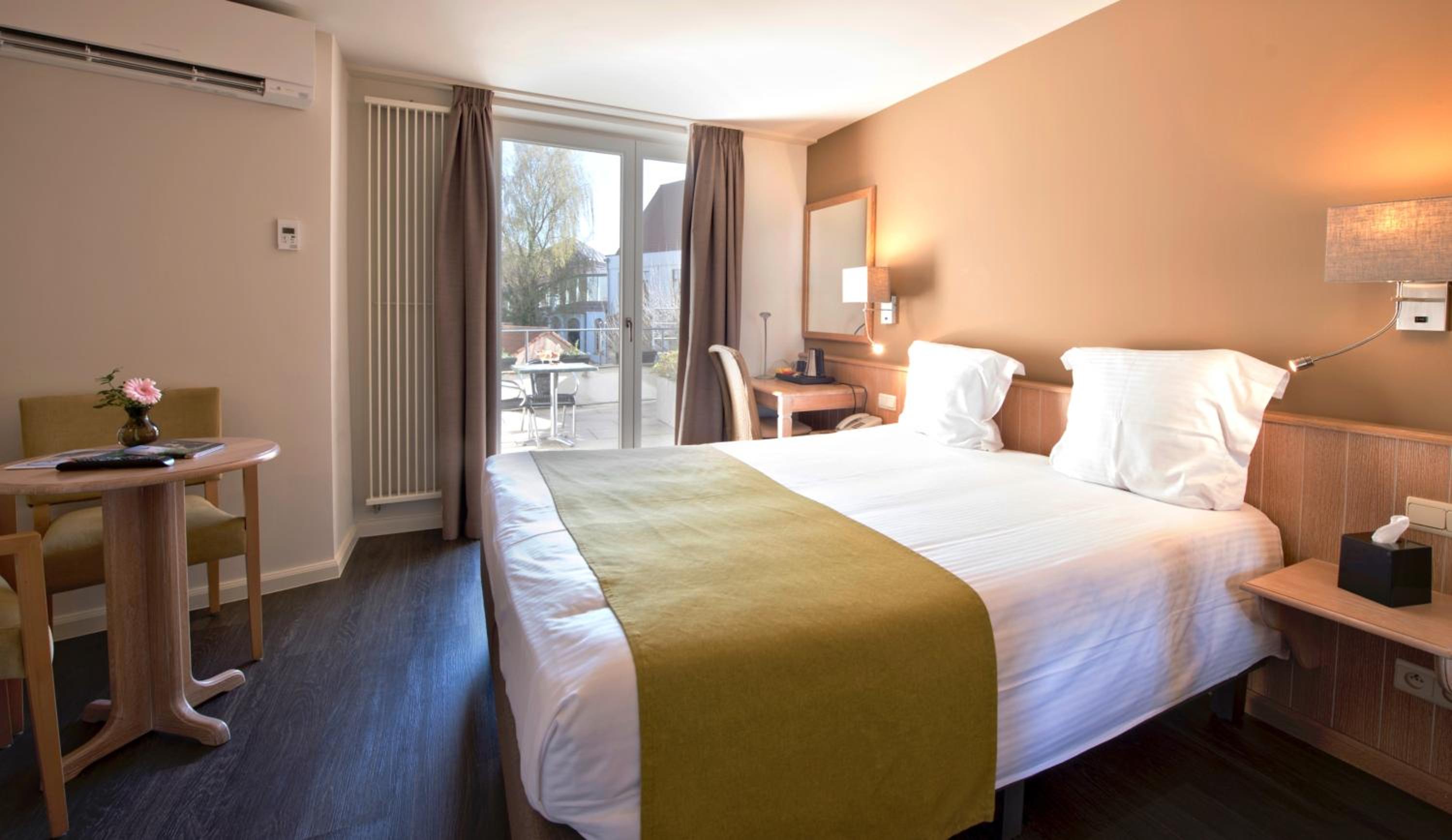 Classic Double or Twin Room photo 3