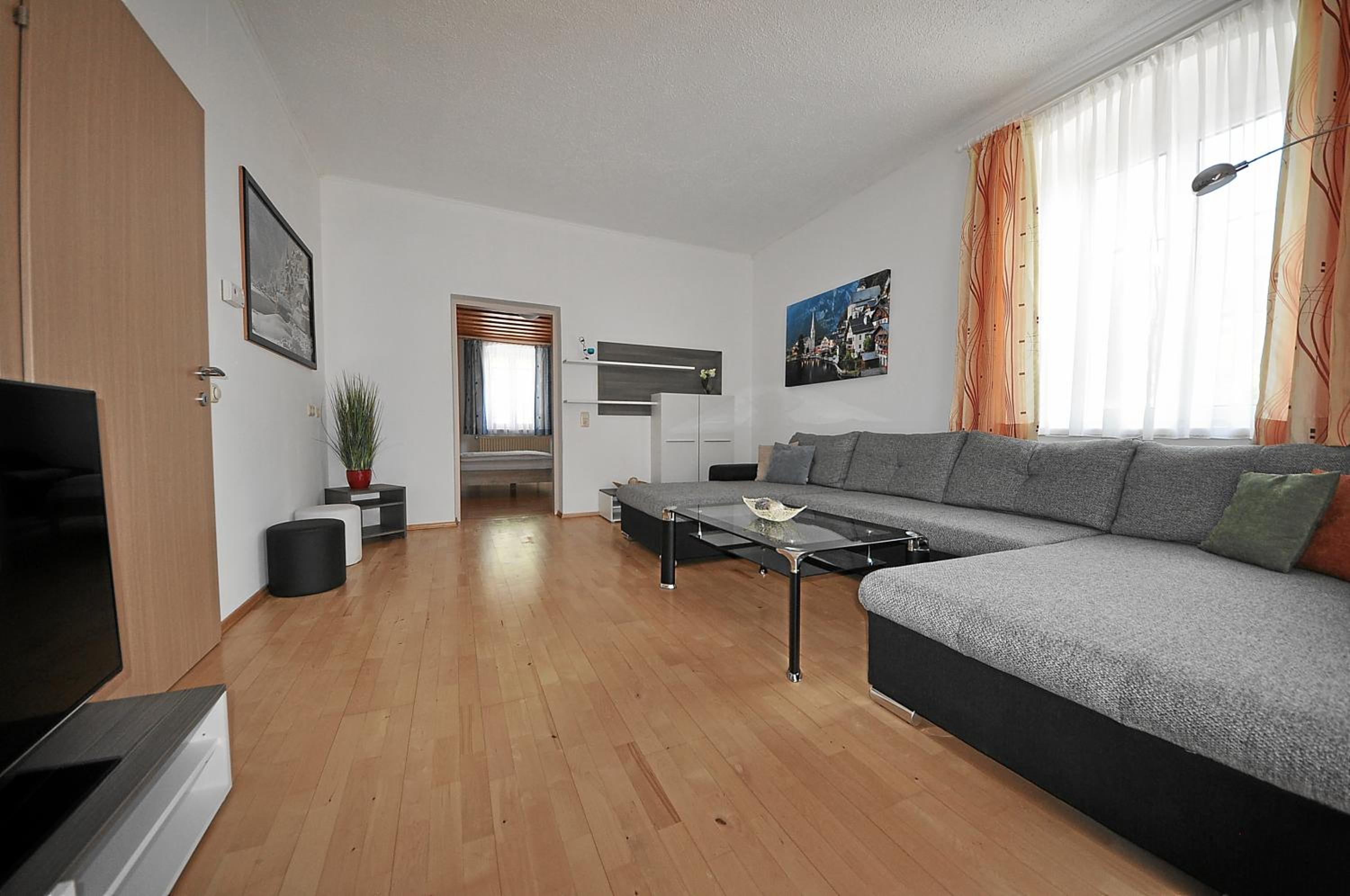 Apartment with Lake View