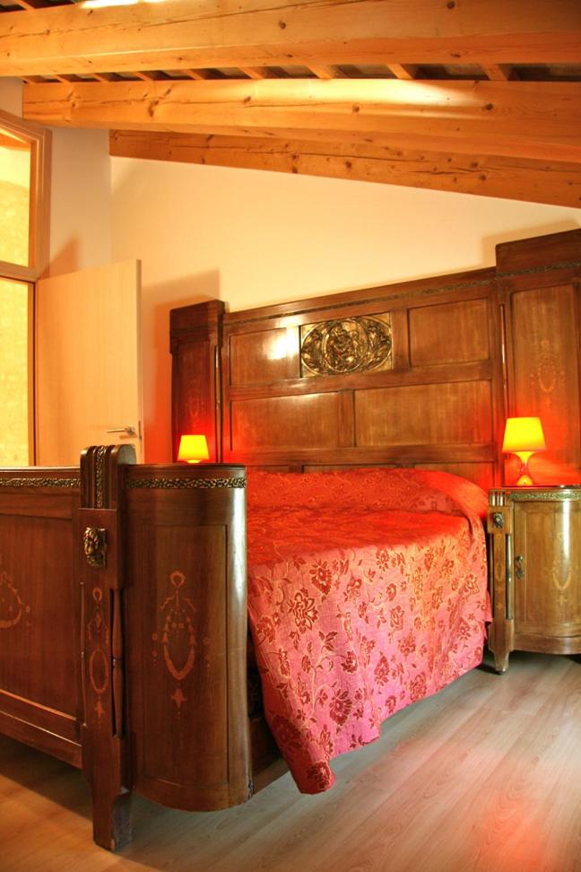 Deluxe Double Room (2 Adults + 1 Child) photo 1