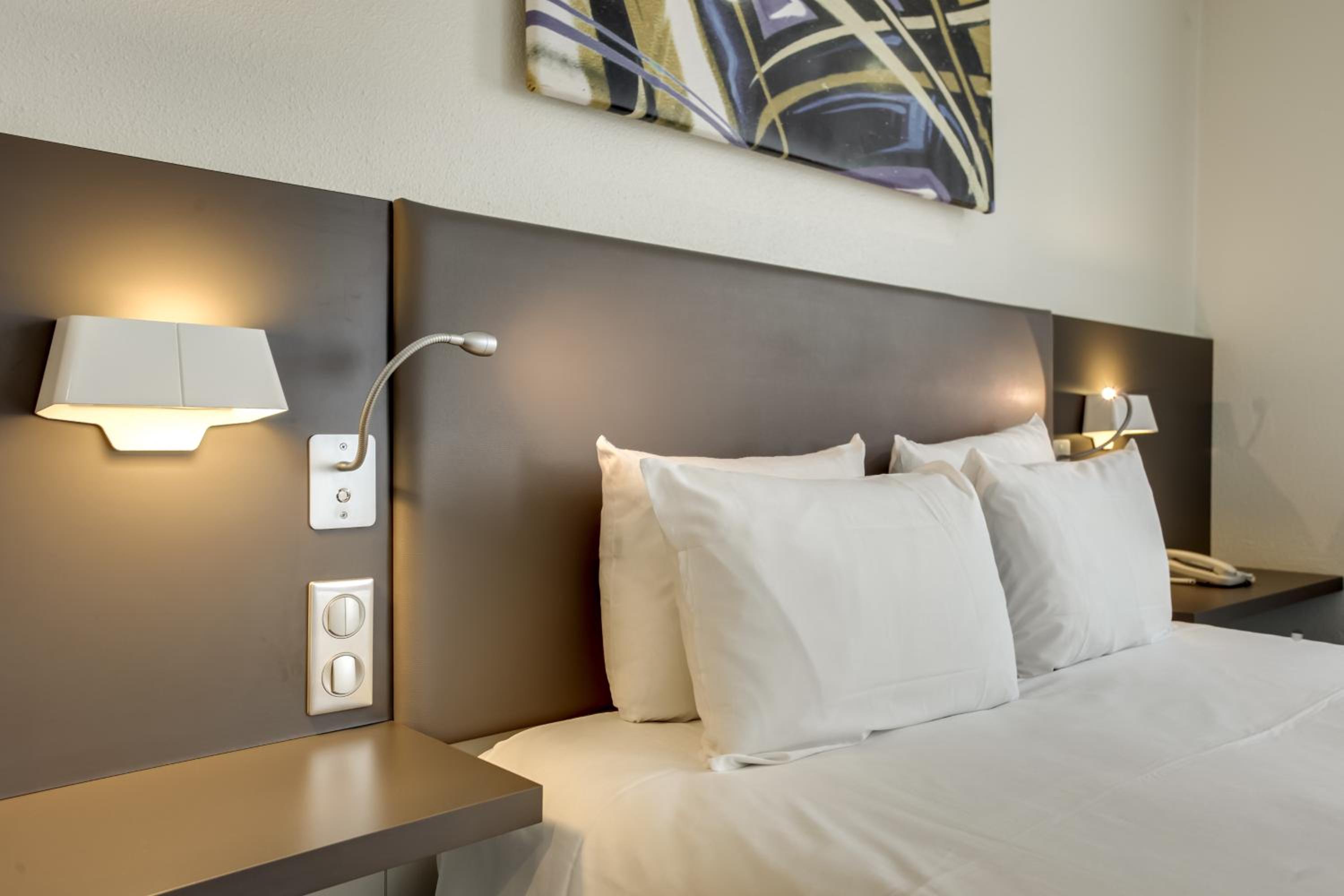 Superior Suite with Double Bed and Sofa Bed photo 3