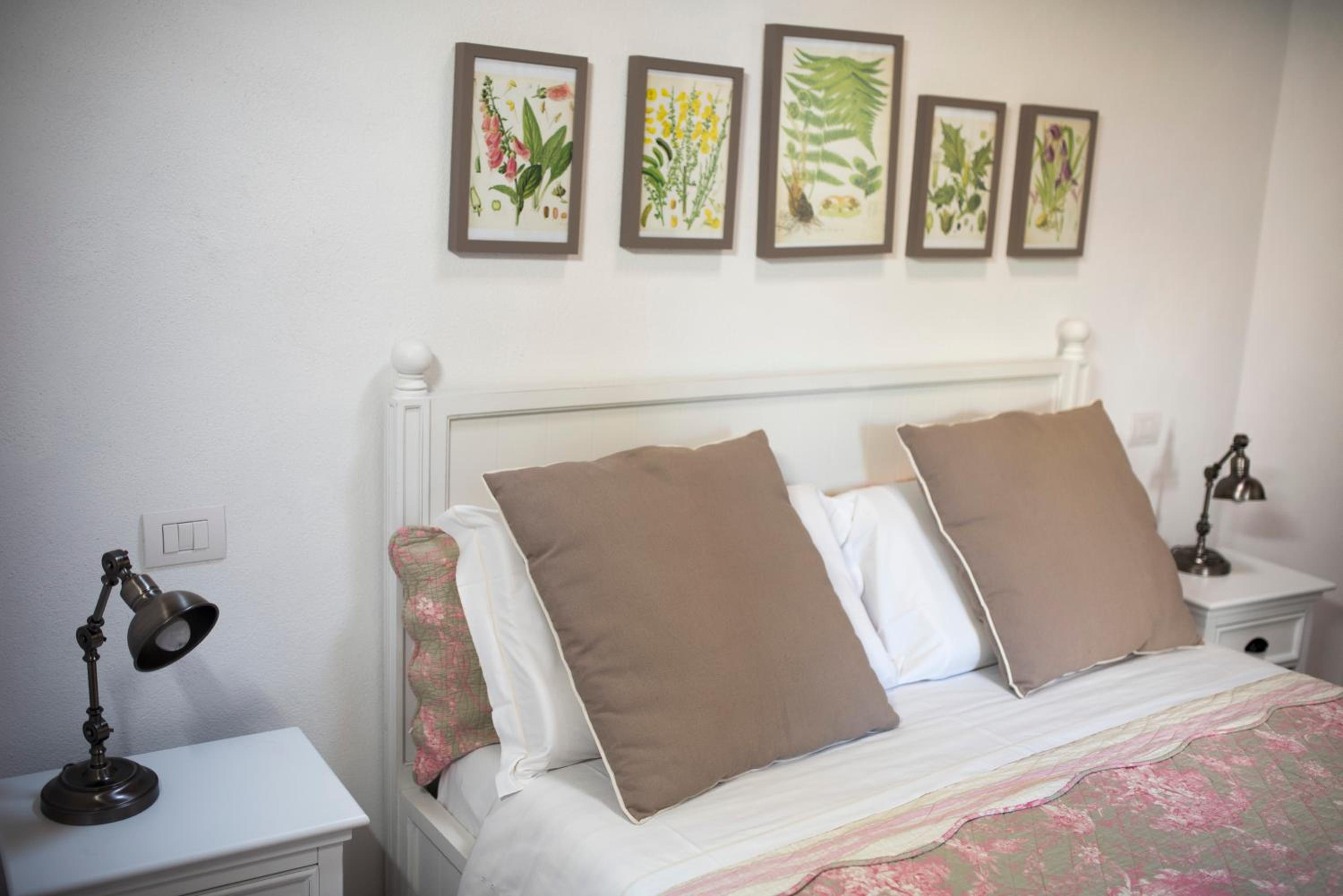 Double Room - Photo 5