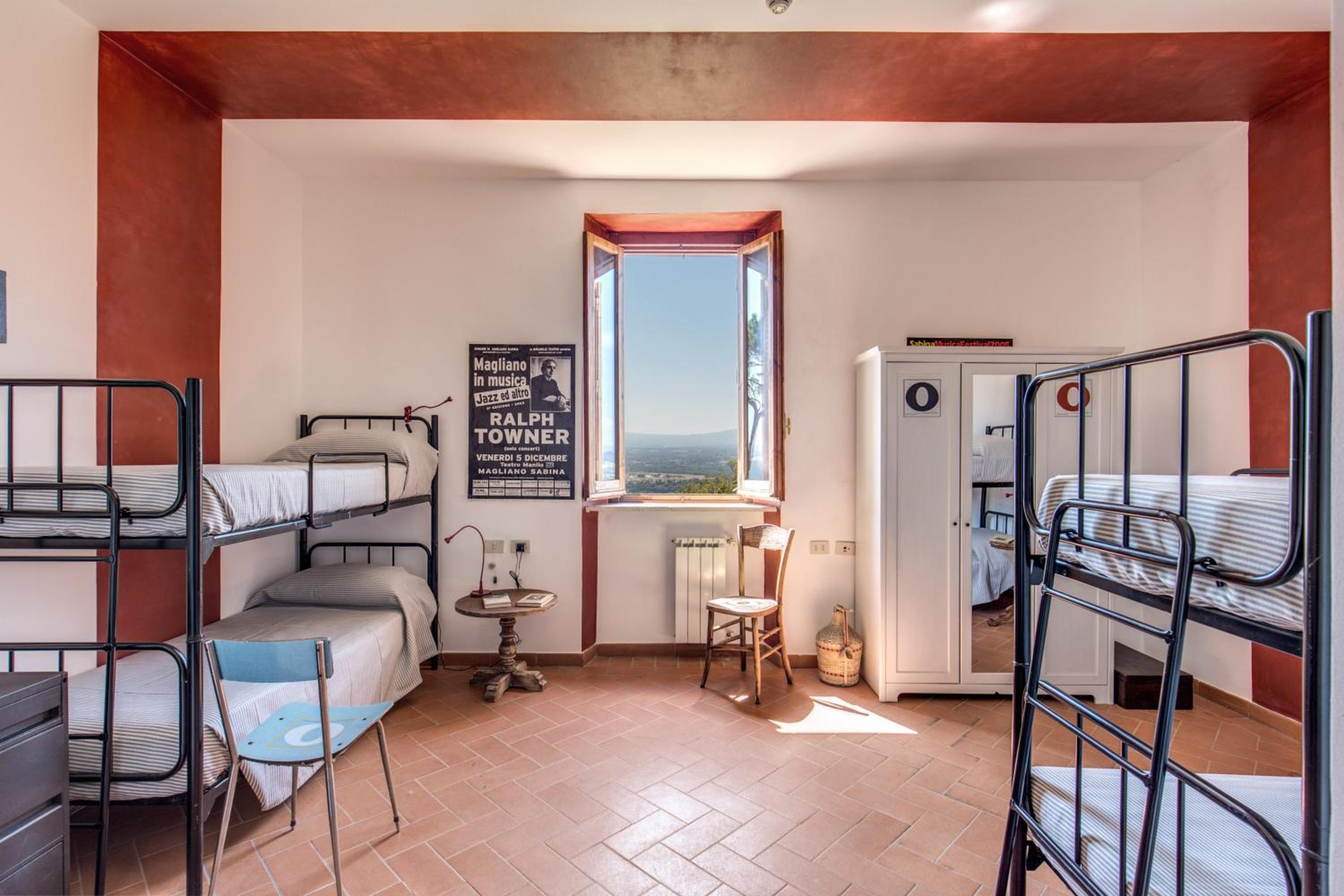 Single Bed in Dormitory Room photo 1