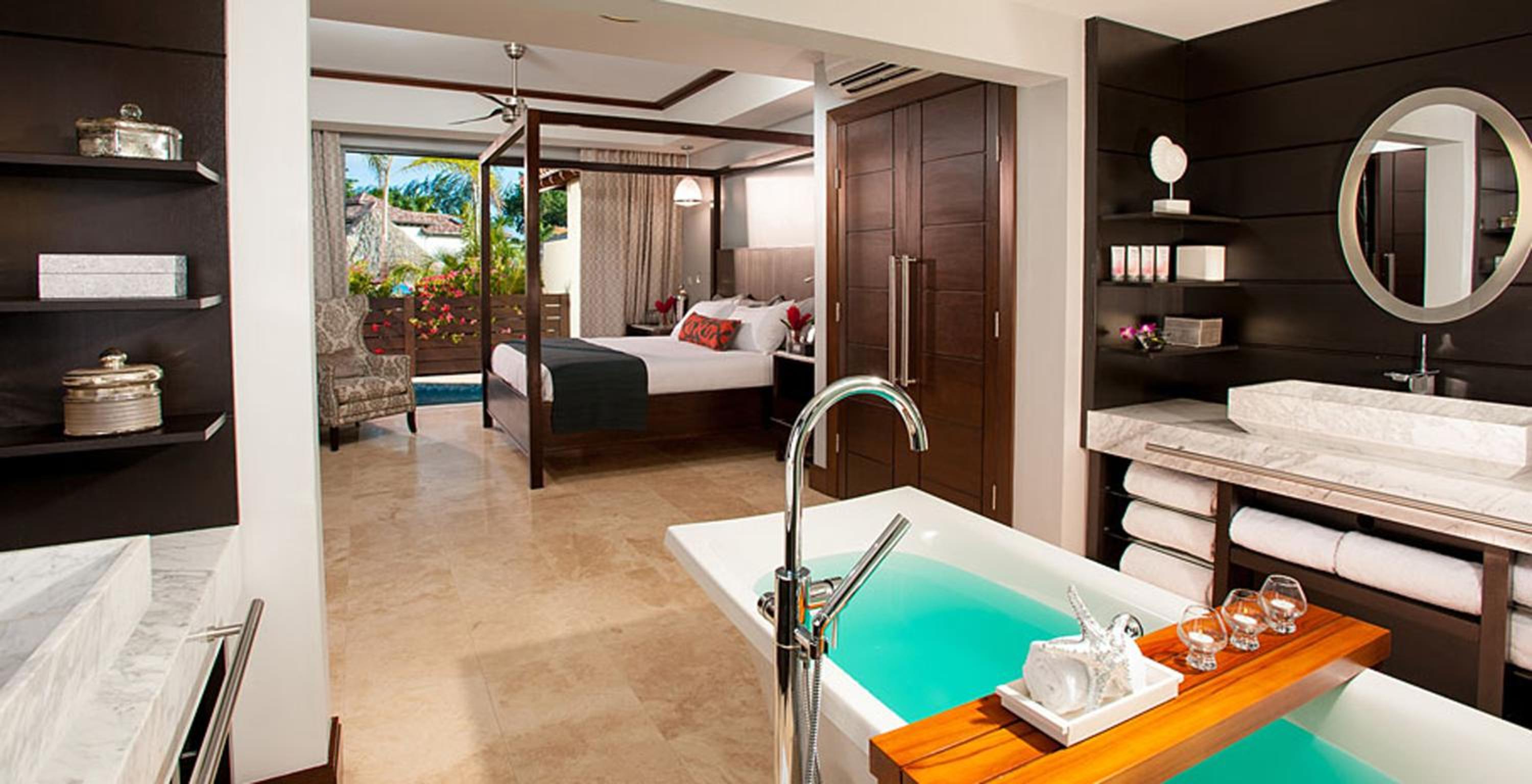 South Seas Honeymoon One Bedroom Butler Villa with Private Pool Sanctuary (1BP) photo 3