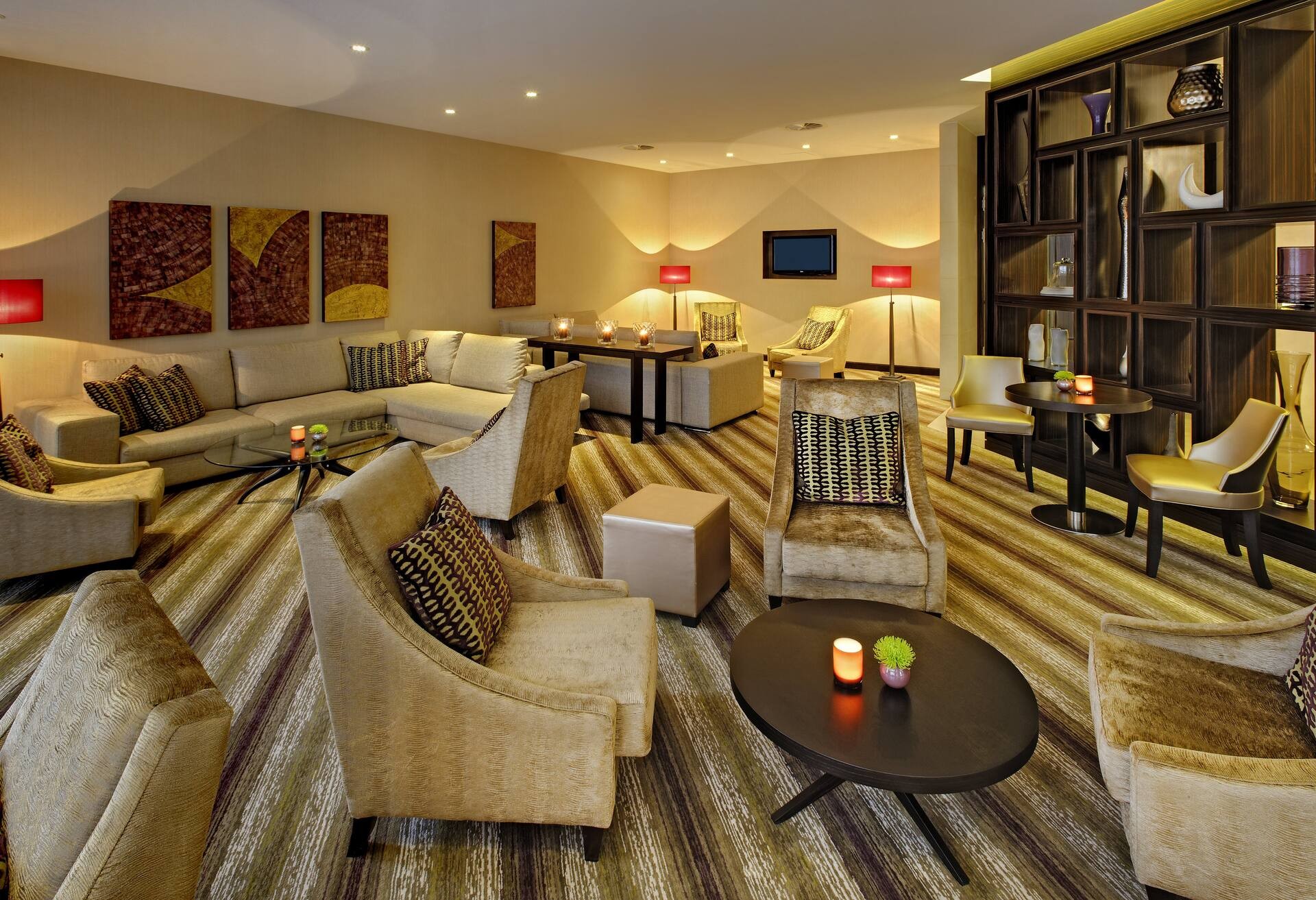 Twin Executive Room - Lounge Access thumbnail 5