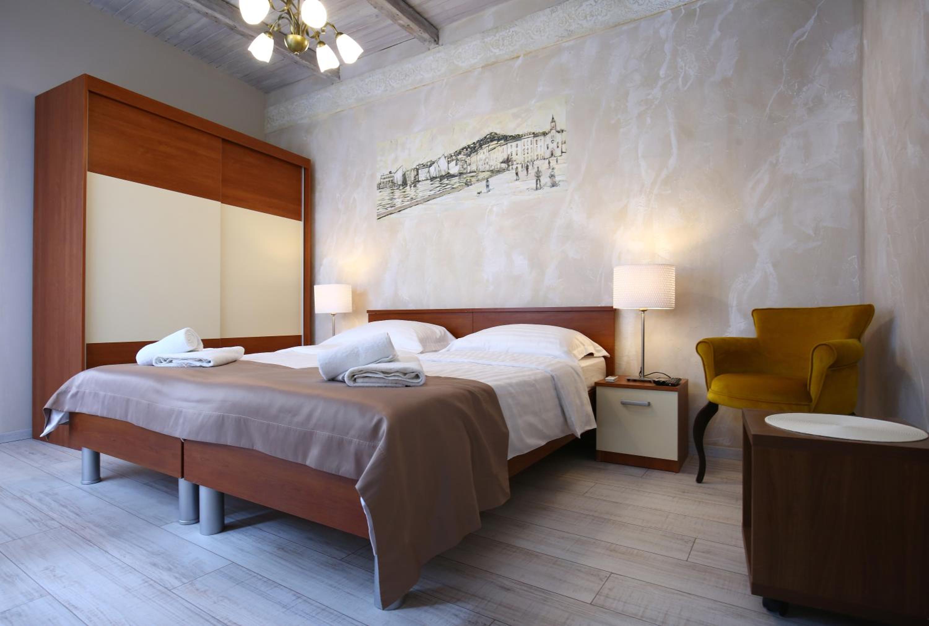 Superior Double Room - Photo 40