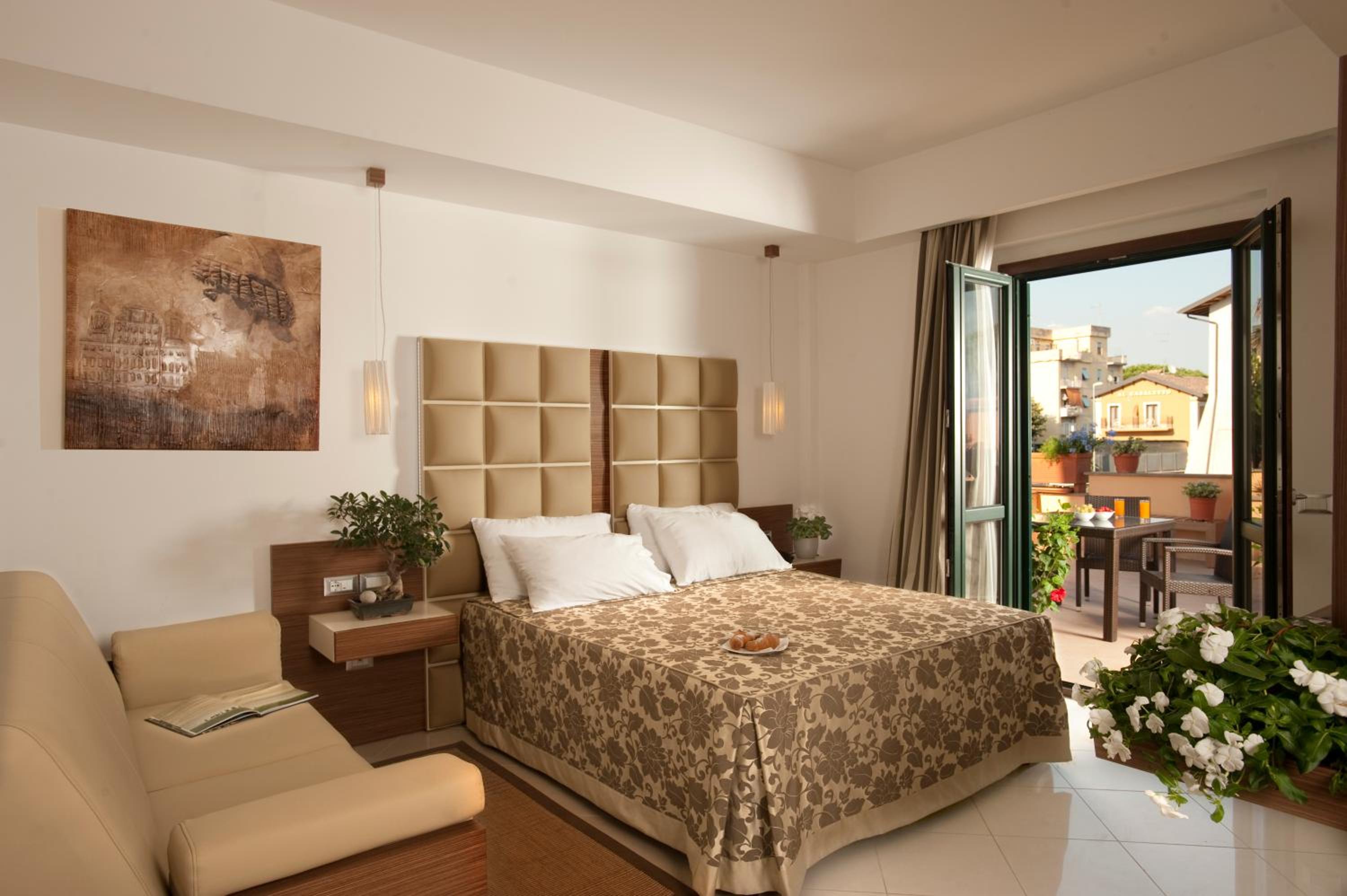 Double or Twin Room - Photo 1