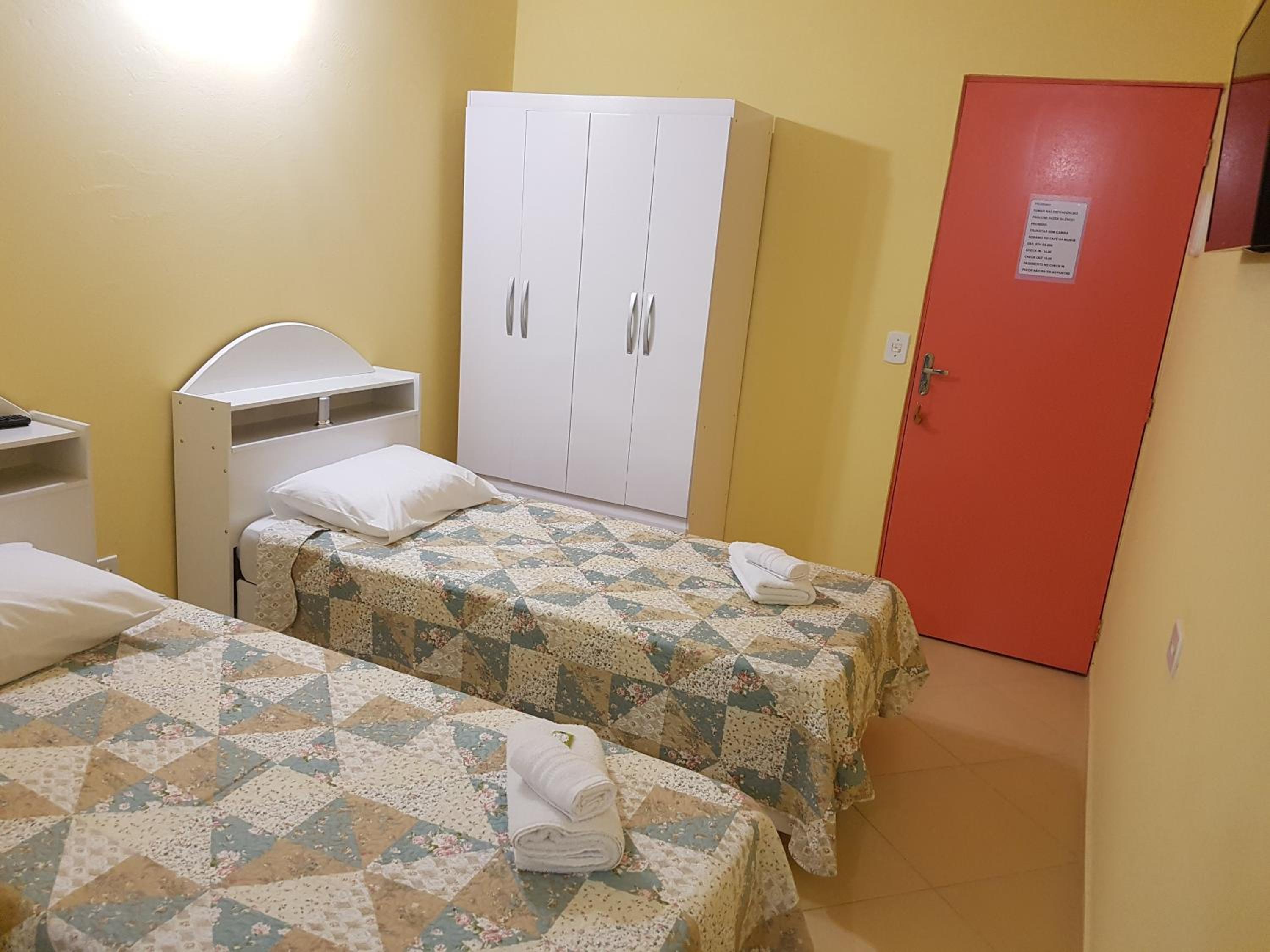Double Room With Private Bathroom photo 2