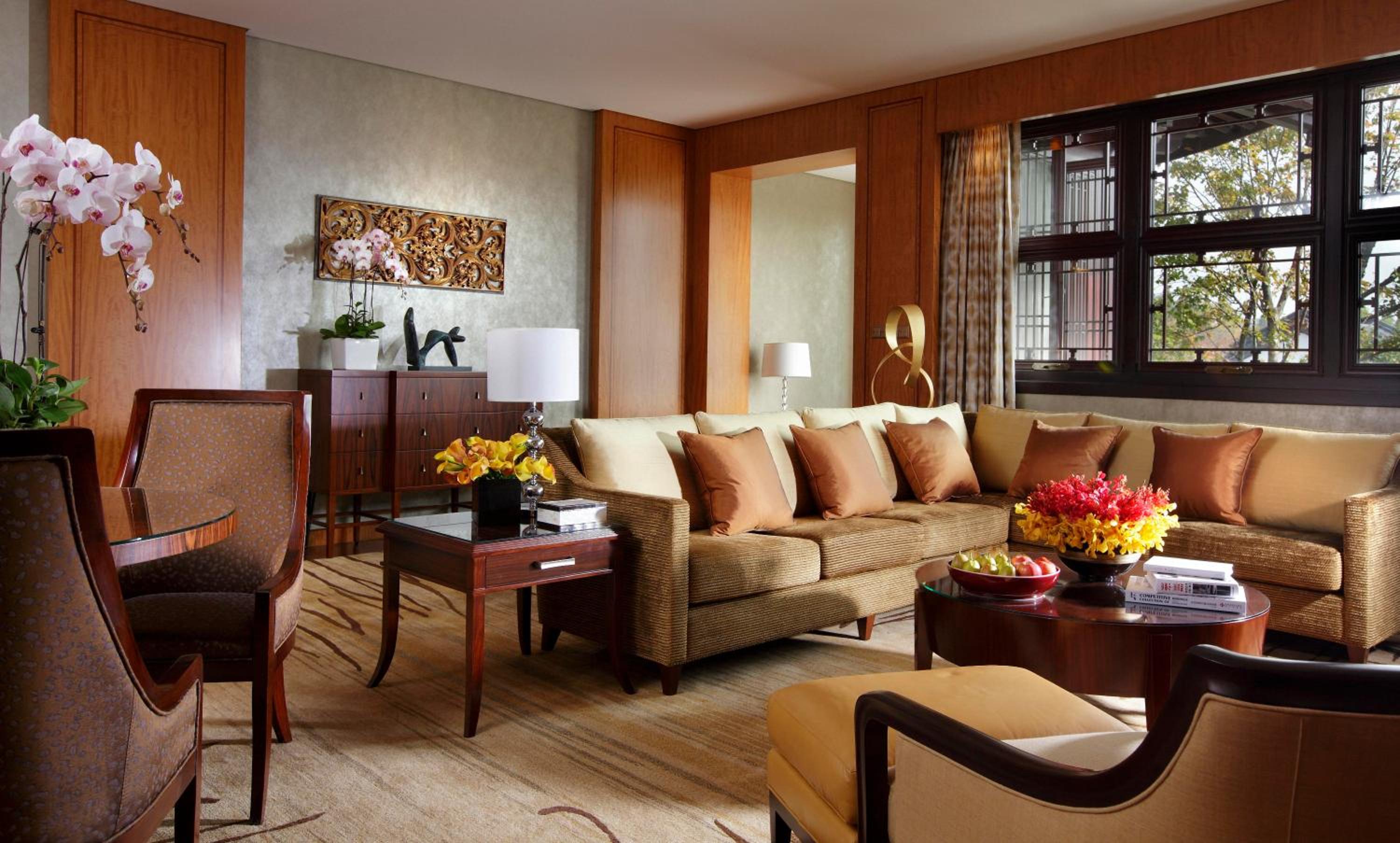 Lotus Suite