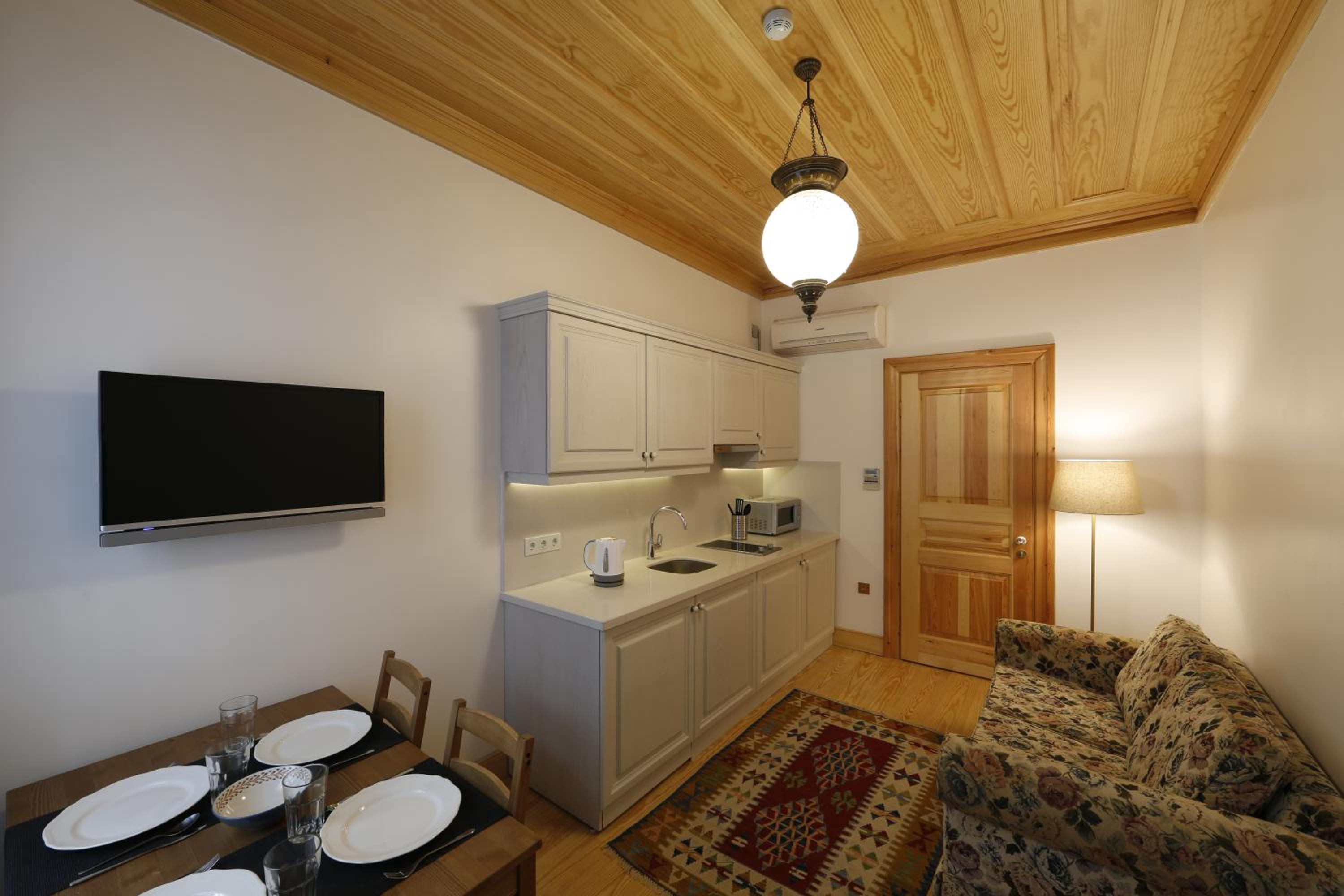 Standard Apartment photo 2