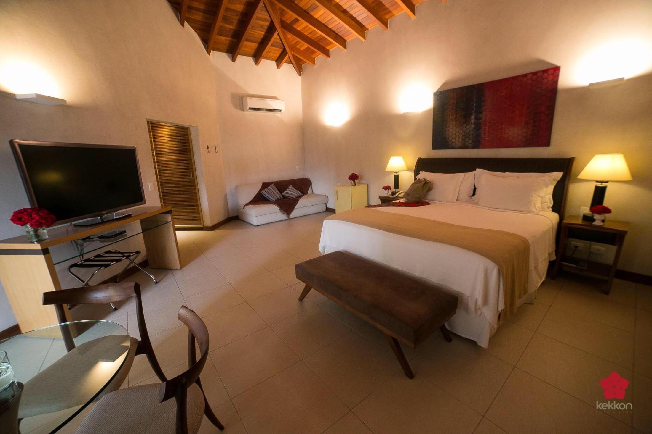 One-Bedroom King Suite
