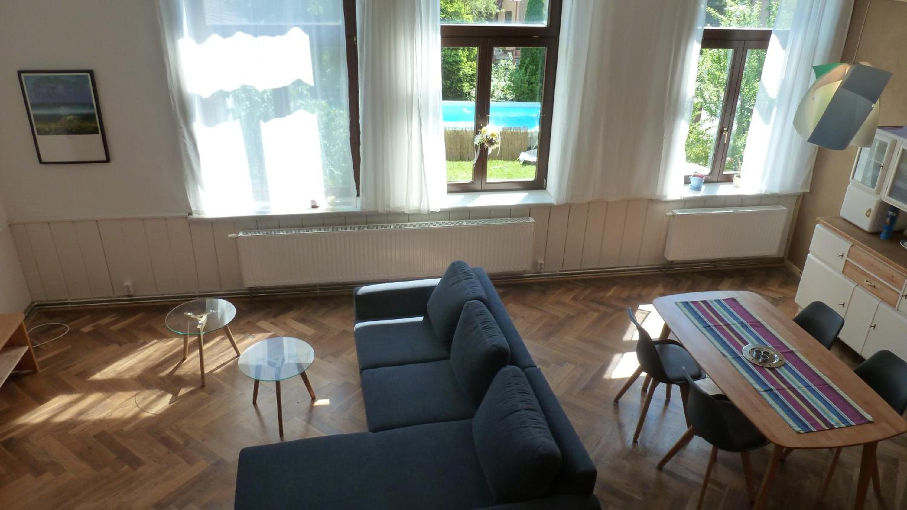 One-Bedroom Apartment photo 3