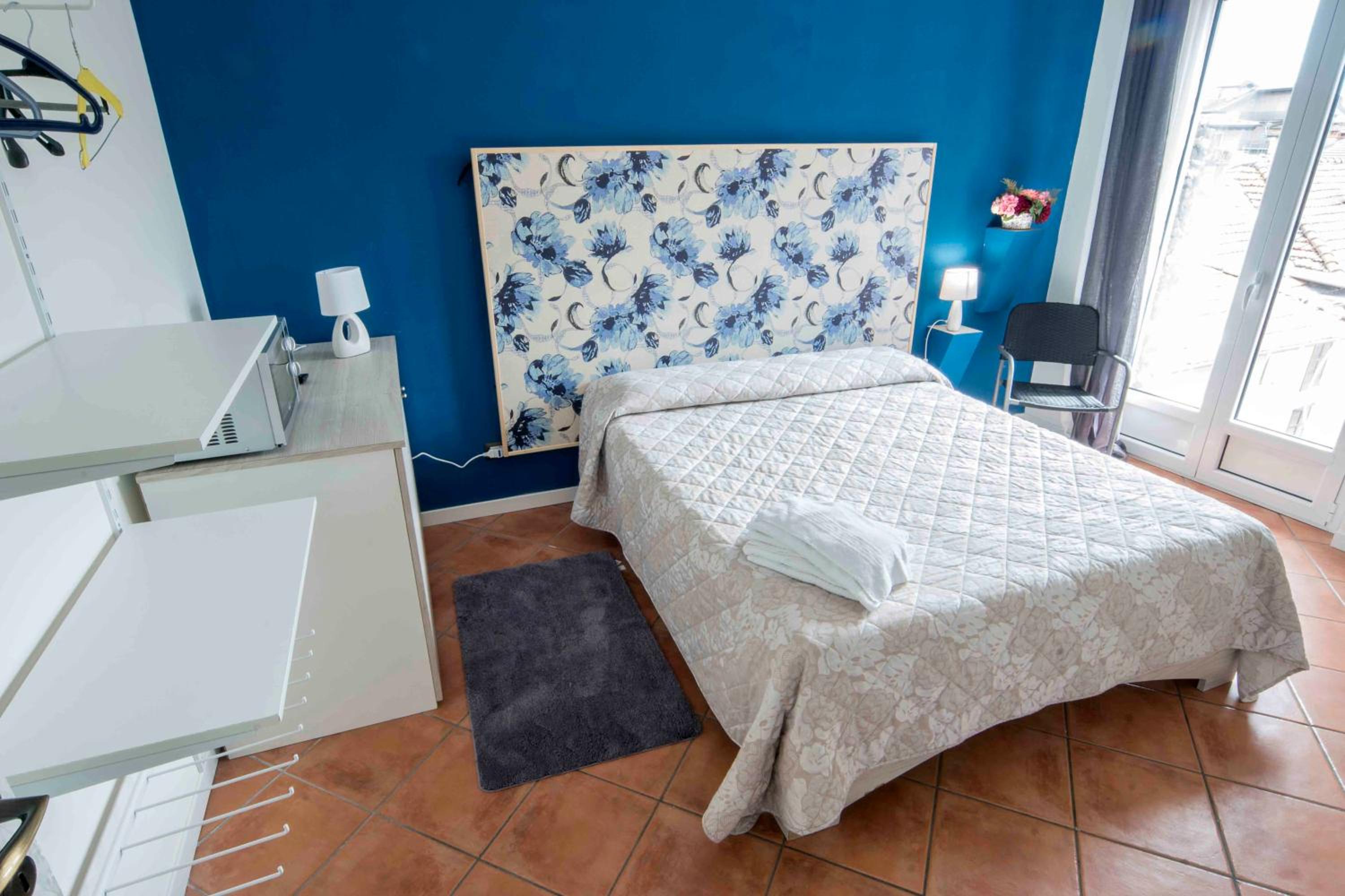 Double Room - Photo 3
