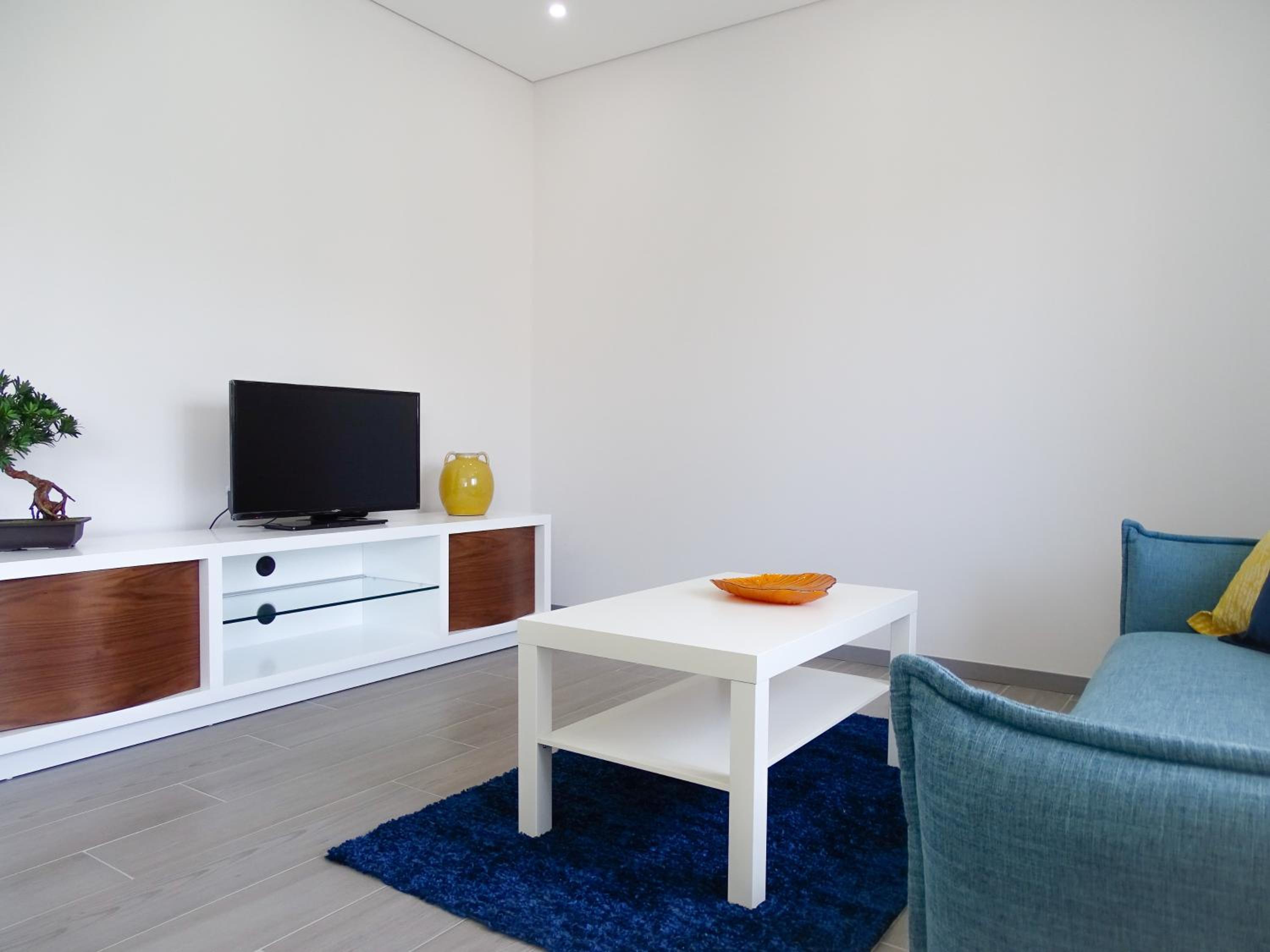 One-Bedroom Apartment - Photo 18