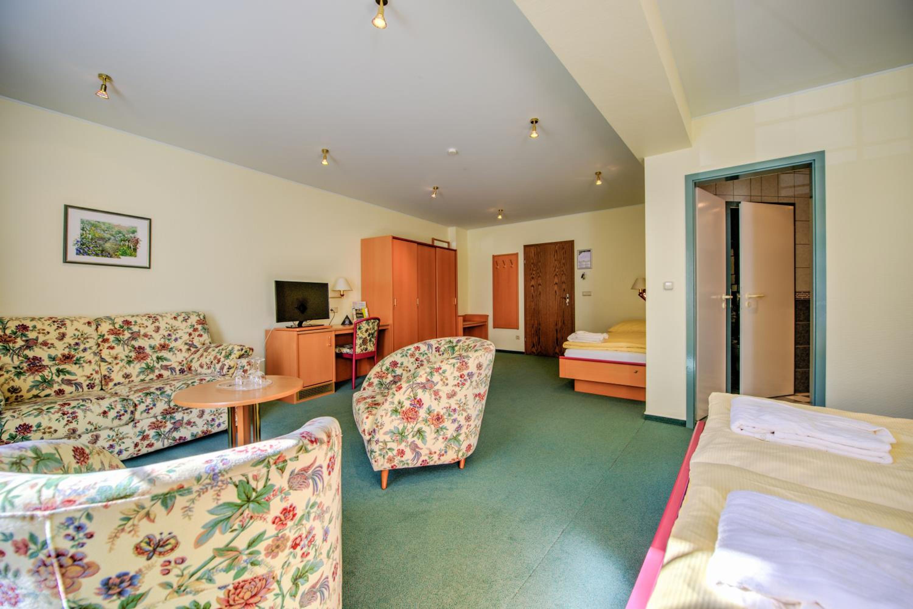 Junior Suite with Spa Access