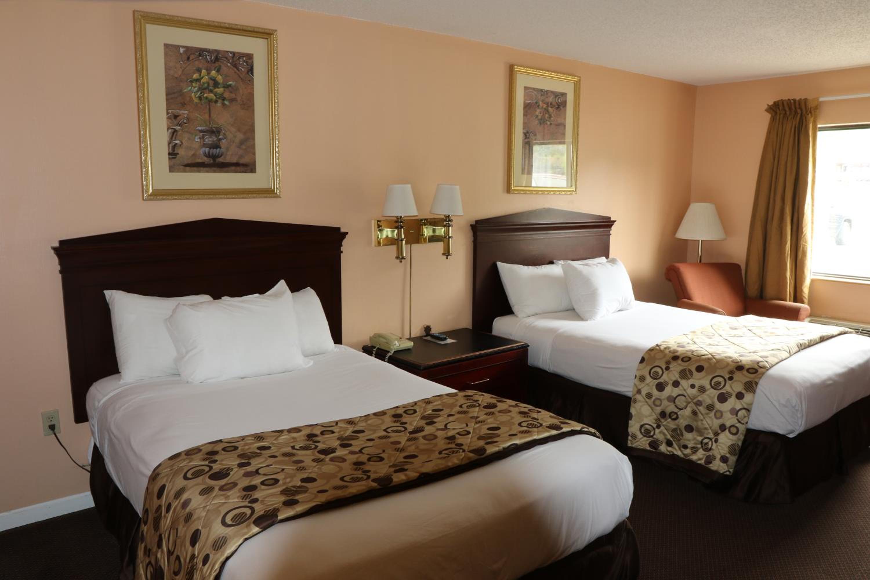 Double Room with Two Double Beds - Non-Smoking - Photo 8