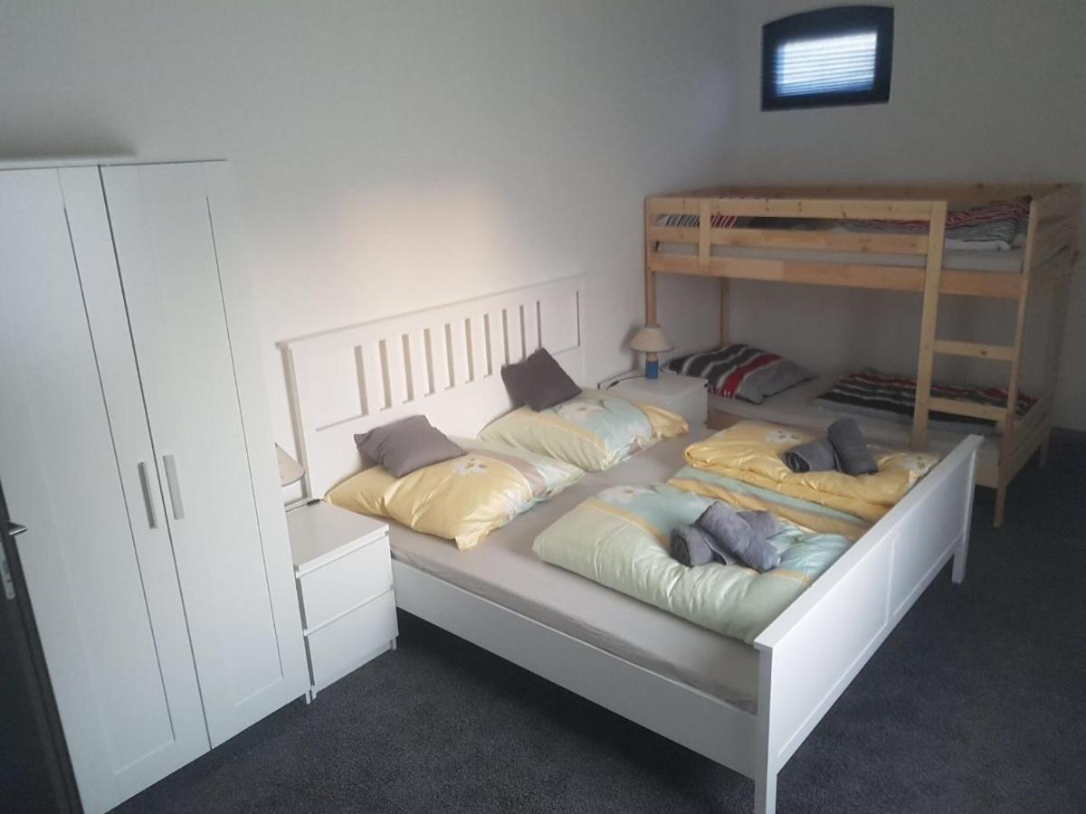 Deluxe Family Room photo 1