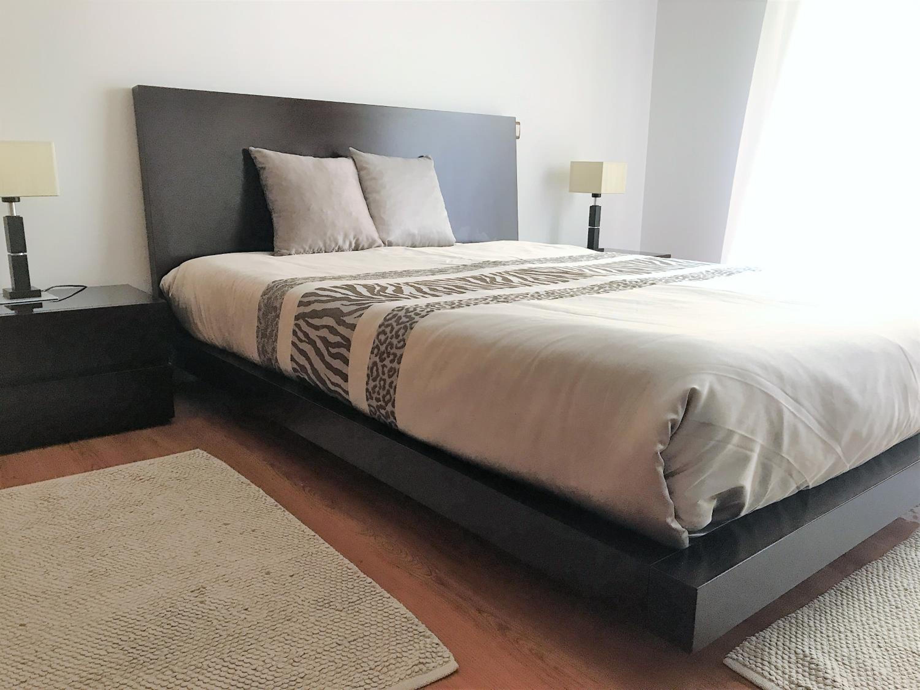 Two-Bedroom Apartment - Photo 3