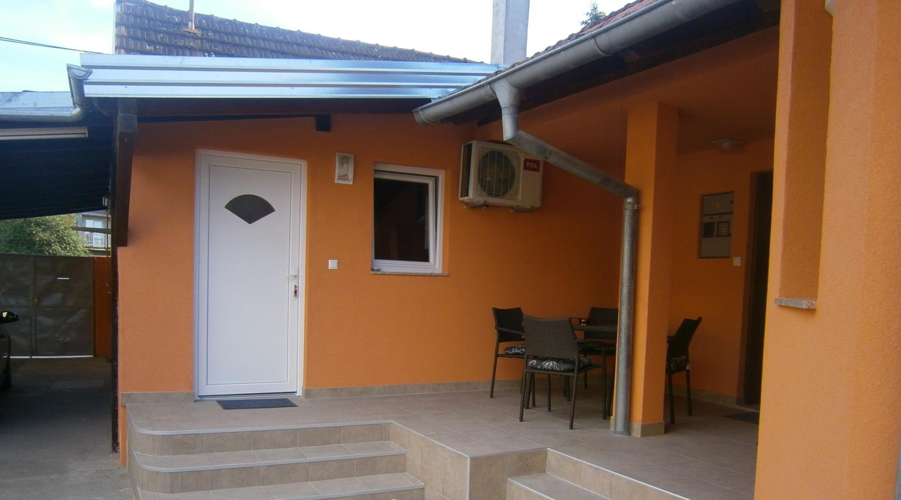 Apartment - Photo 4