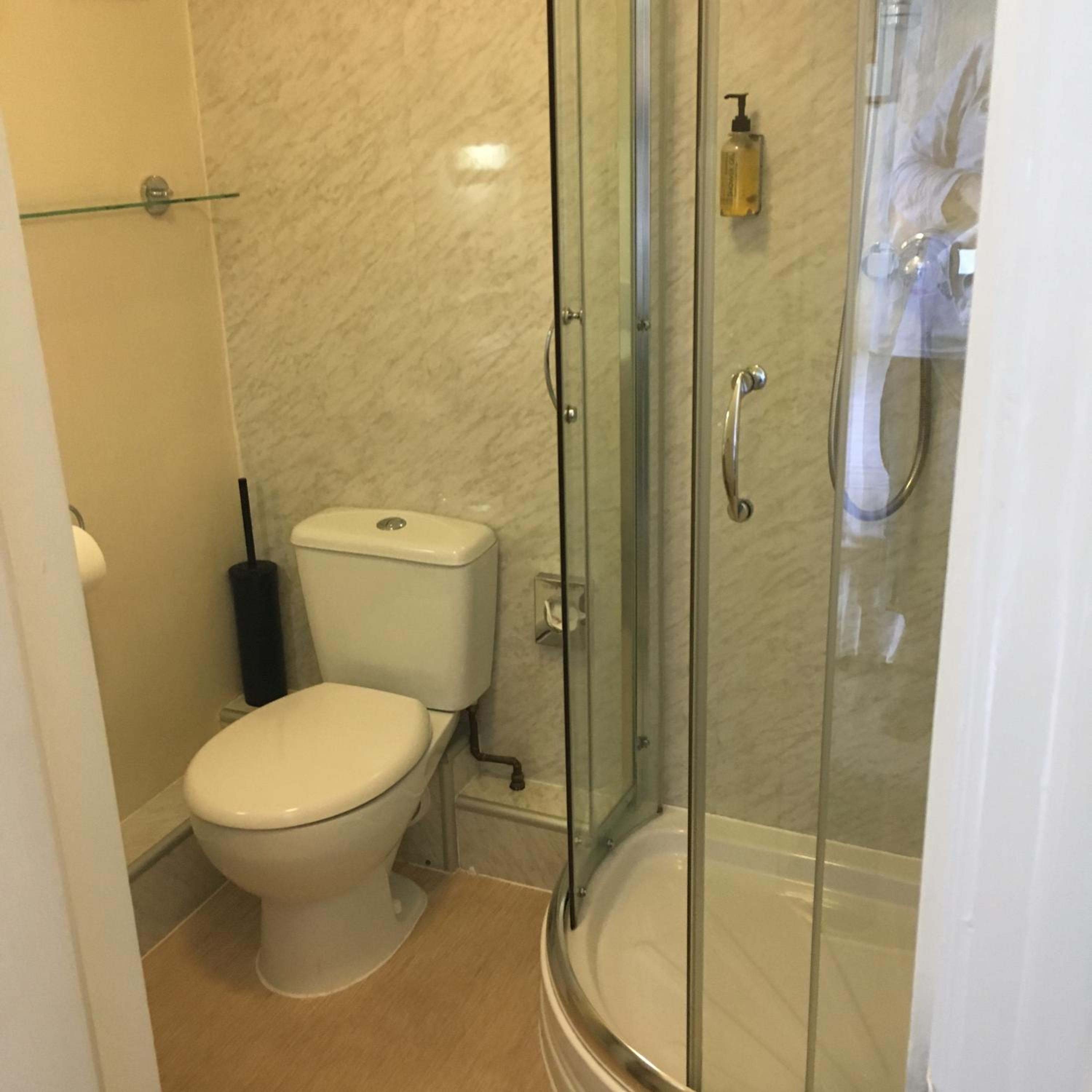 Single Room photo 2