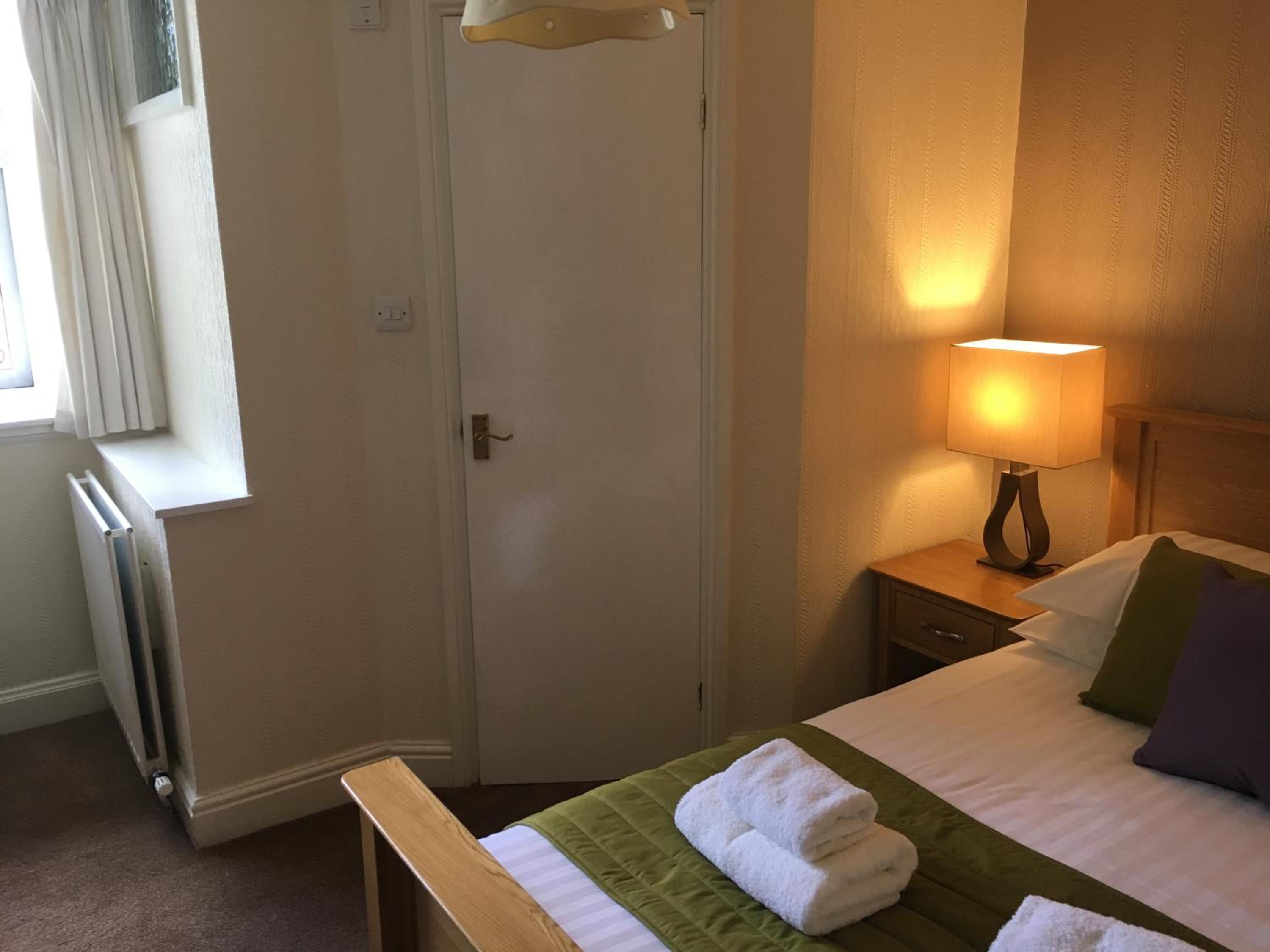 Standard Double Room - Photo 2