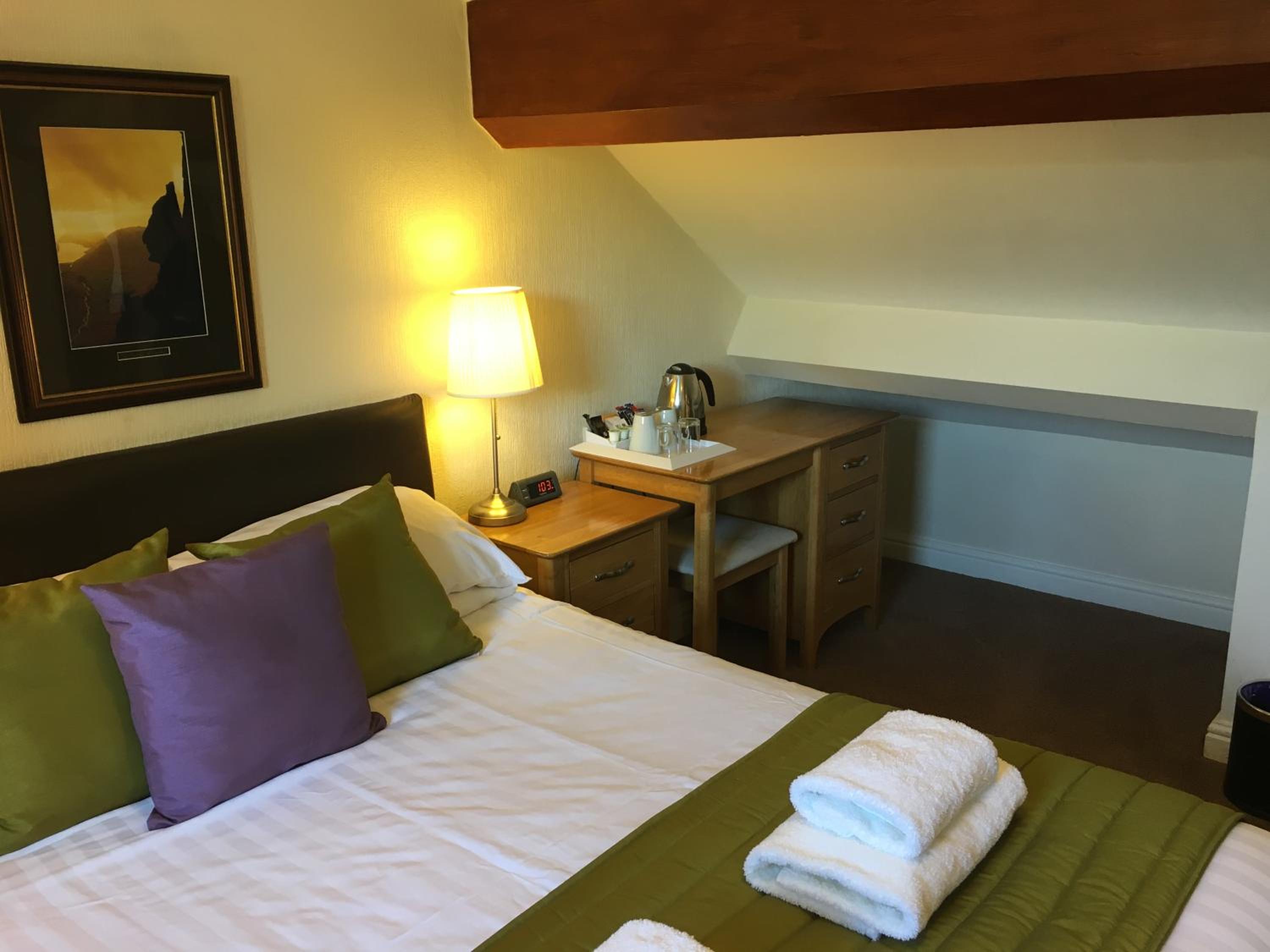 Budget Double Room (Attic room) - Photo 4