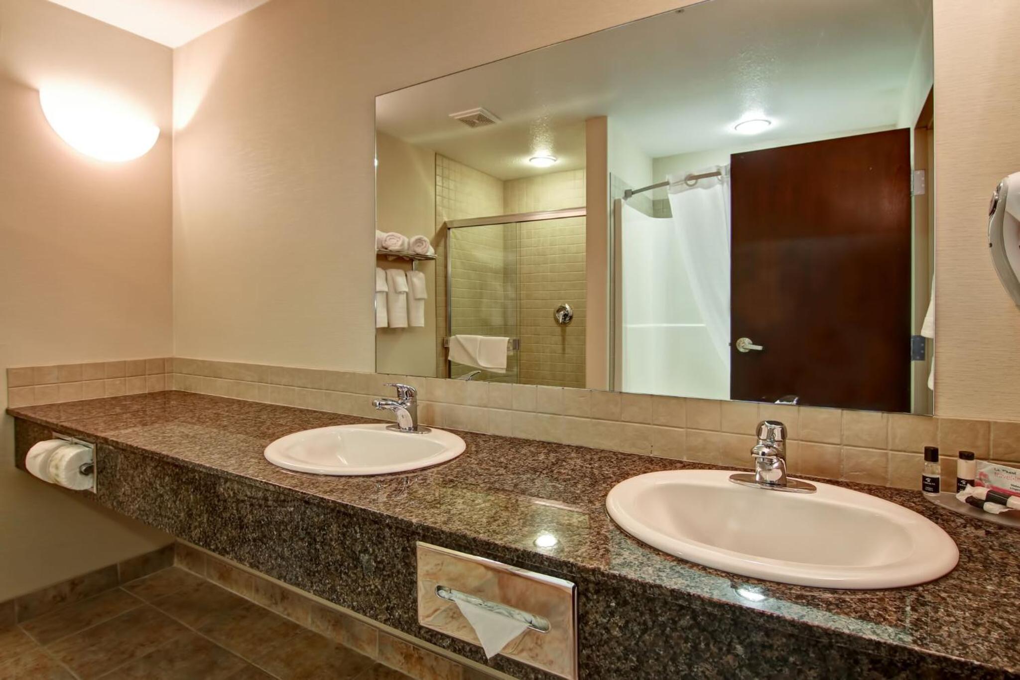 King Suite with Jacuzzi  photo 3