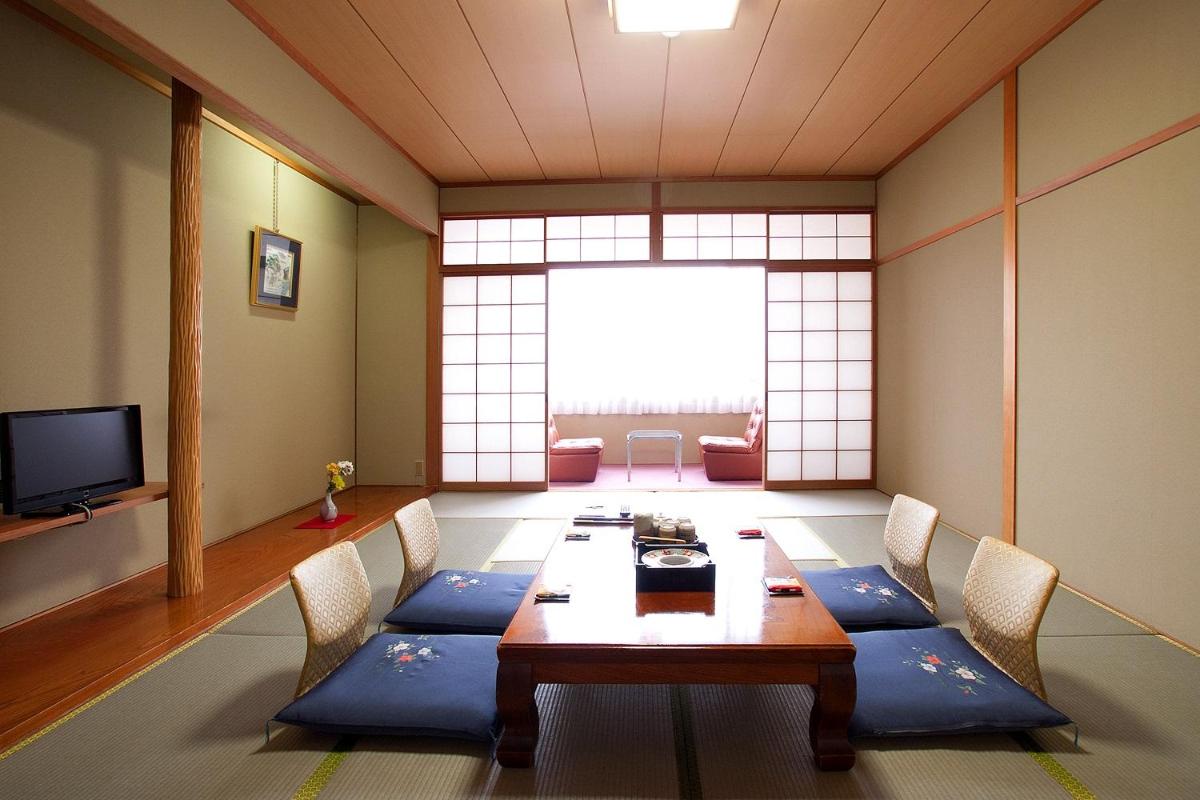 Japanese-Style Standard Room - Photo 1