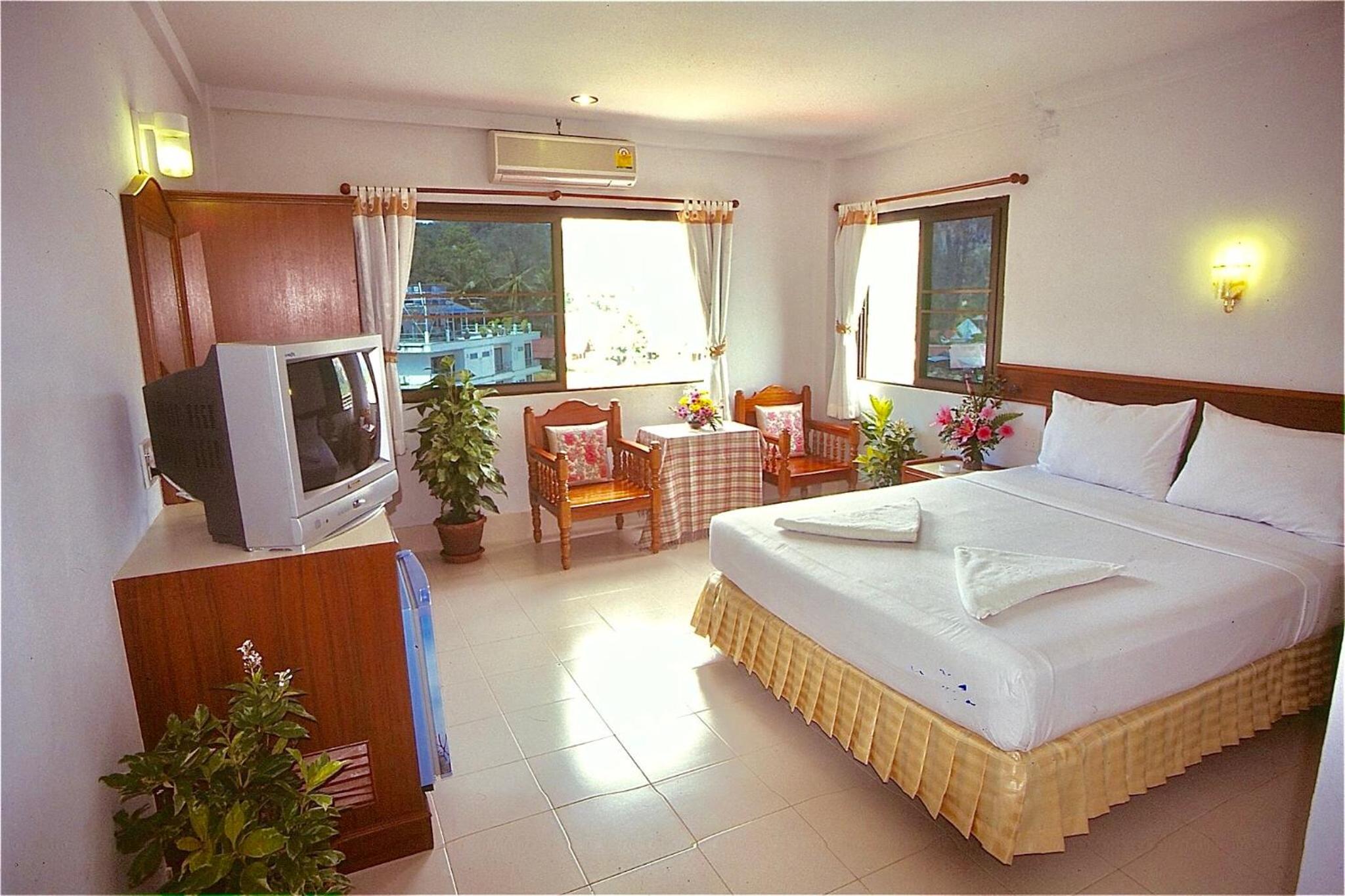 Standard Double or Twin Room with Fan photo 2